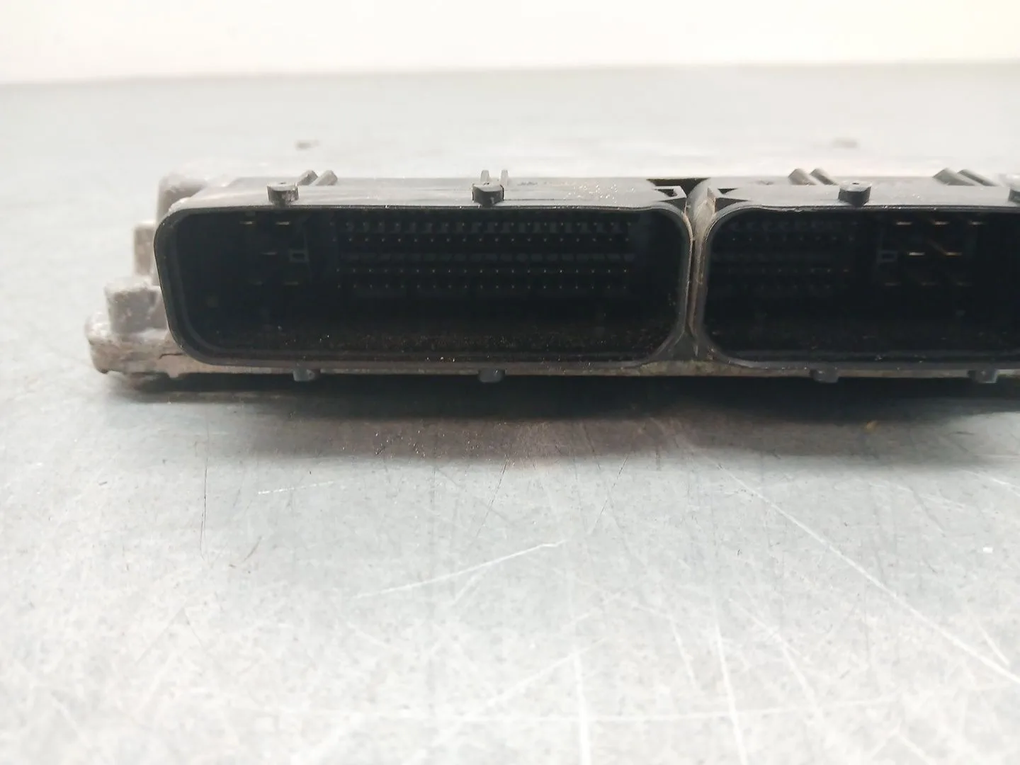 Centralita Motor Uce para Audi A3 (8P1)