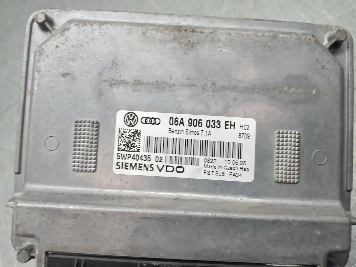 Centralita Motor Uce para Audi A3 (8P1)