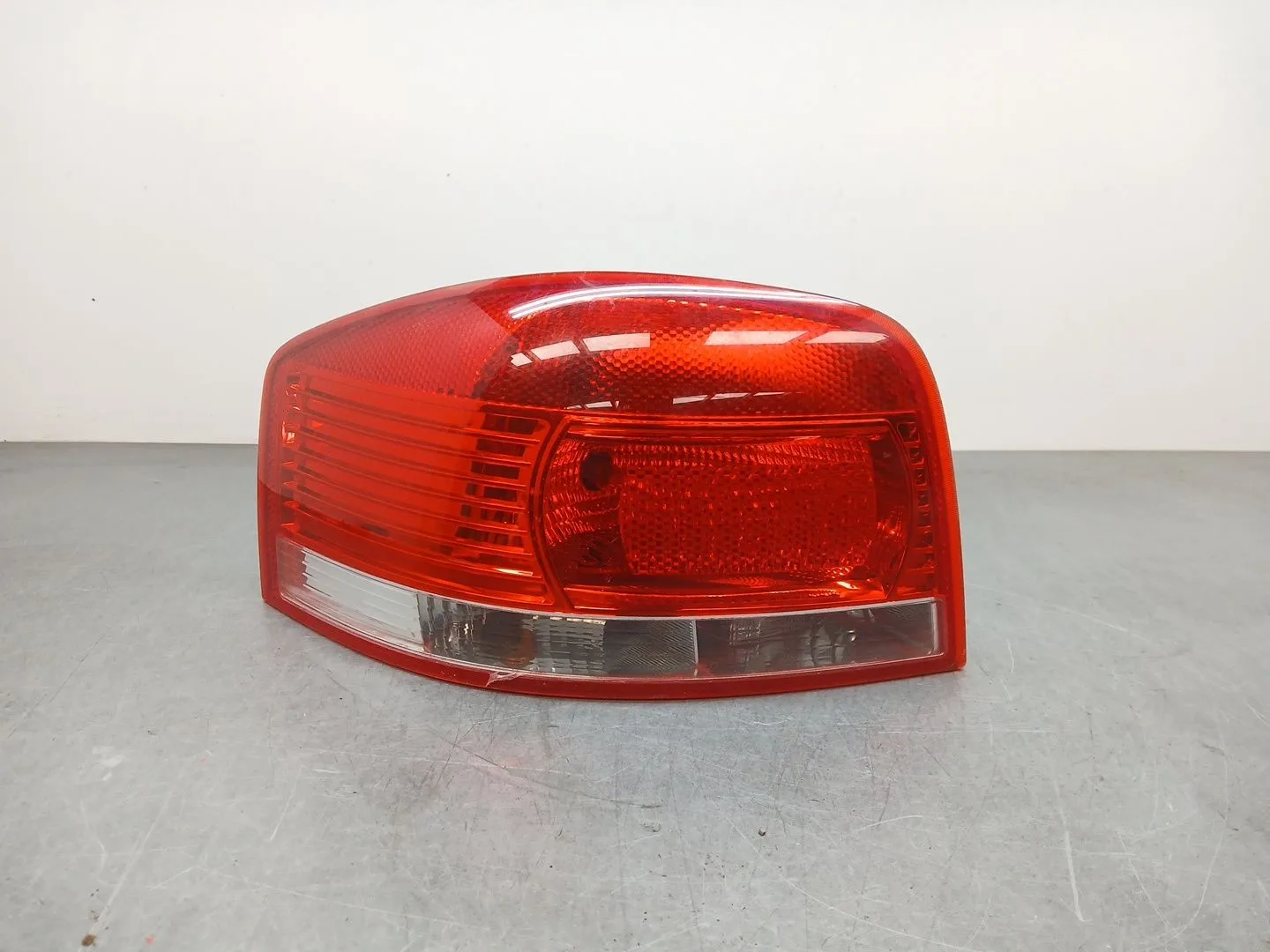 Piloto Trasero Izquierdo para Audi A3 (8P1)