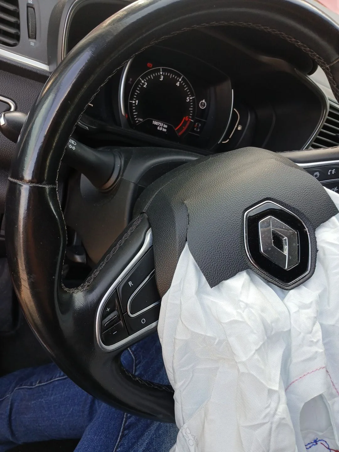 Volante para Renault Kadjar (Ha_, Hl_)