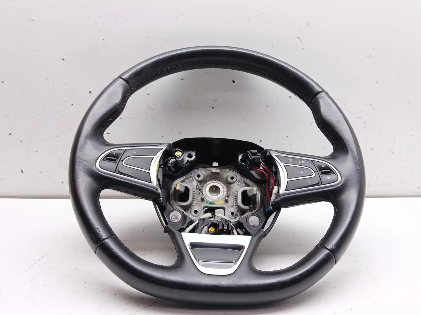 Volante para Renault Kadjar (Ha_, Hl_)