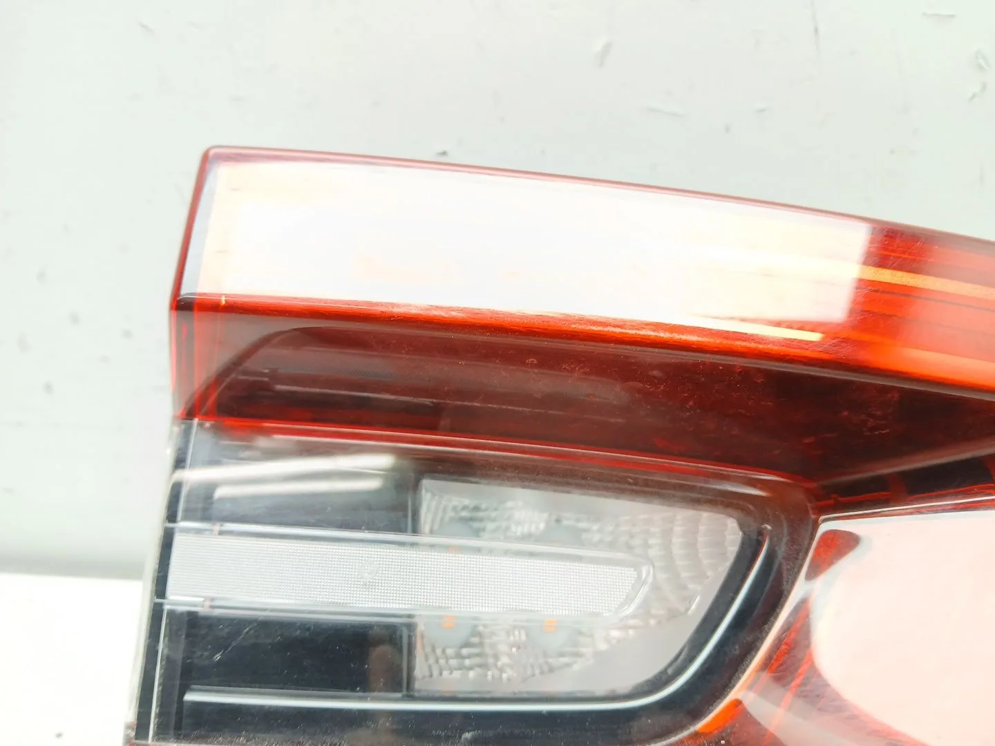Piloto Trasero Izquierdo Interior para Renault Kadjar (Ha_, Hl_)