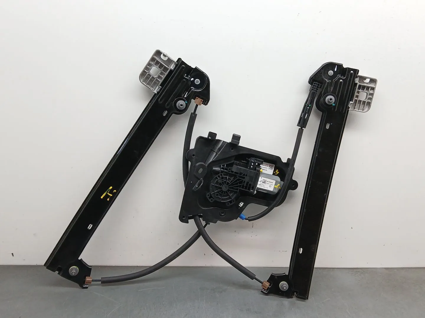 Elevalunas Delantero Derecho para Tesla Model 3 (5Yj3)