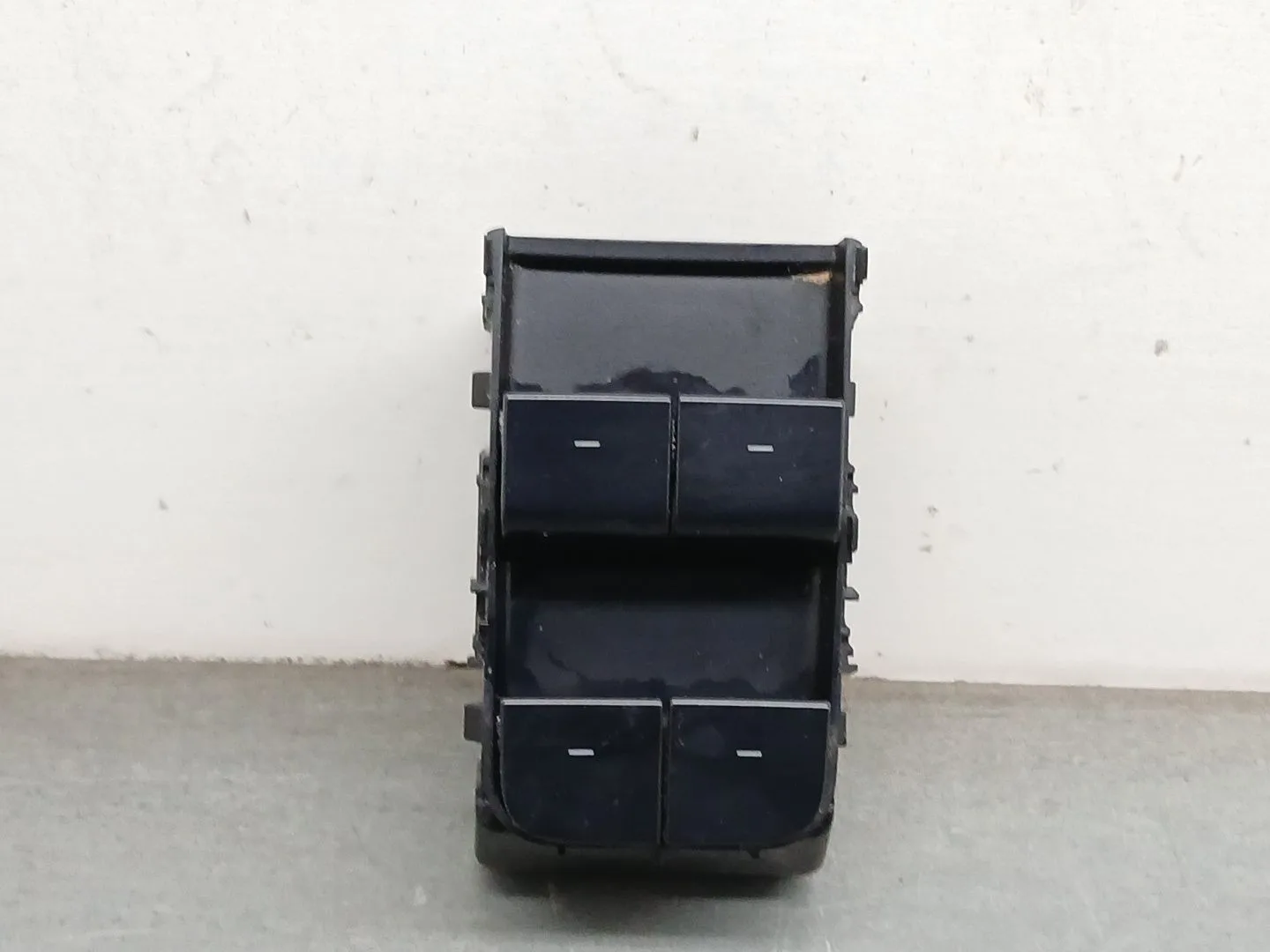 Mando Elevalunas Delantero Izquierdo para Tesla Model 3 (5Yj3)