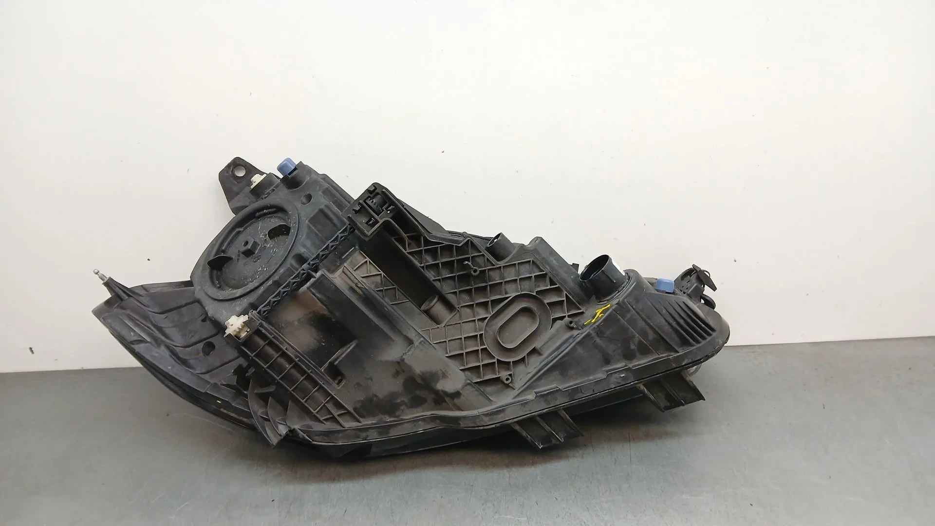 Faro Izquierdo para Jaguar Xe (X760)