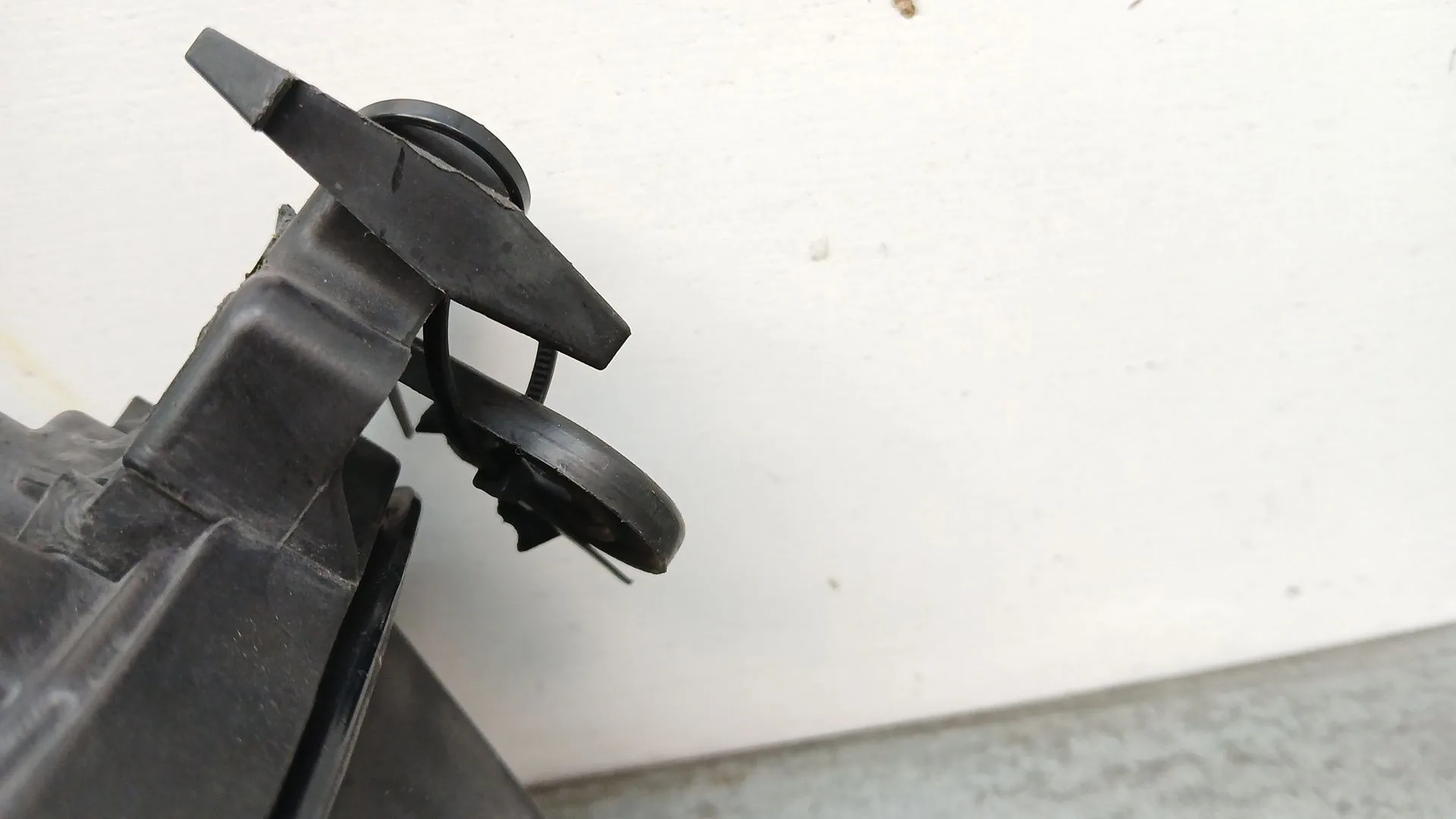 Faro Izquierdo para Jaguar Xe (X760)