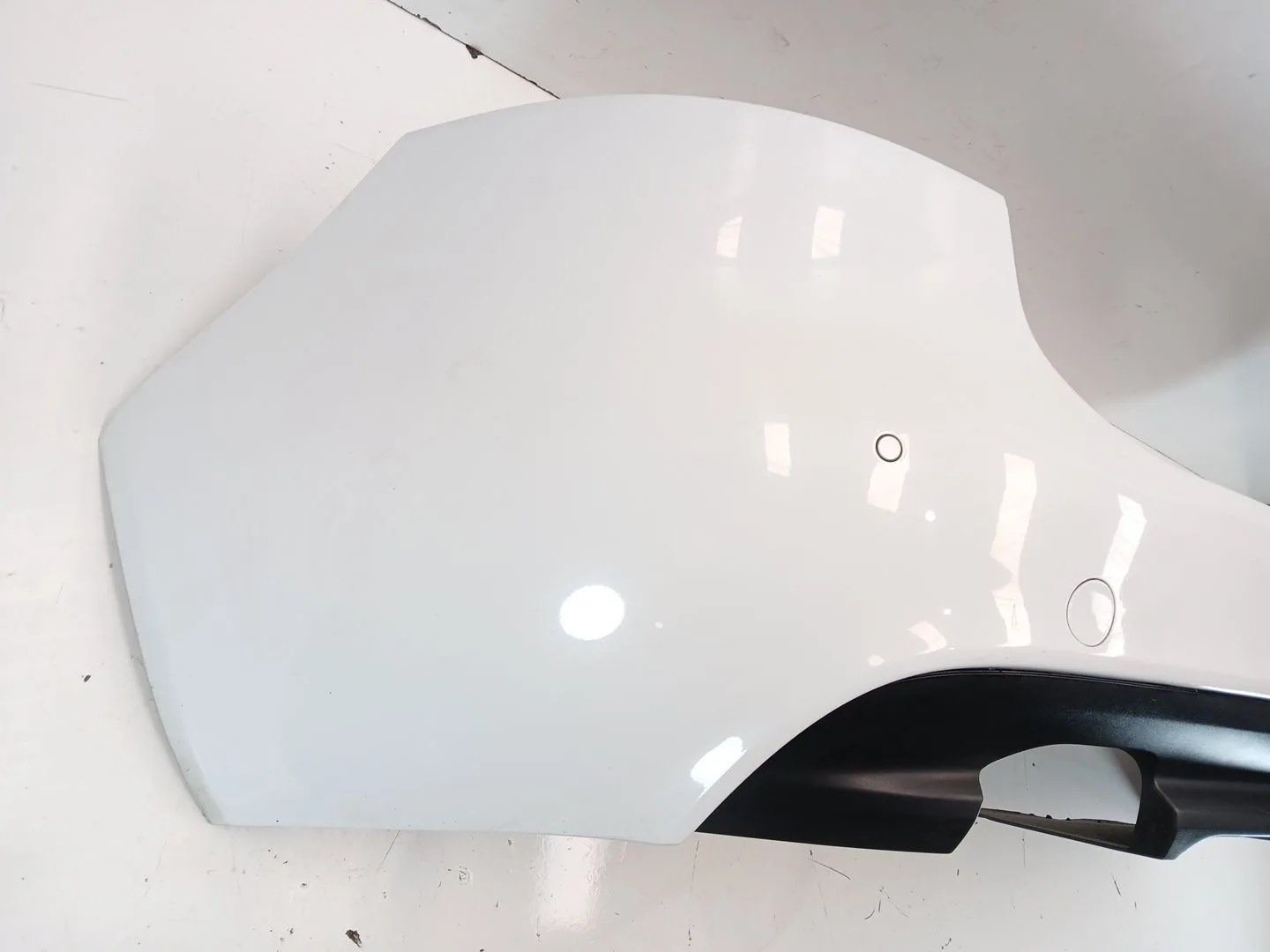 Paragolpes Trasero para Jaguar Xe (X760)