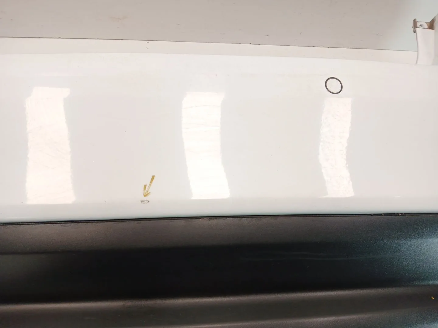 Paragolpes Trasero para Jaguar Xe (X760)