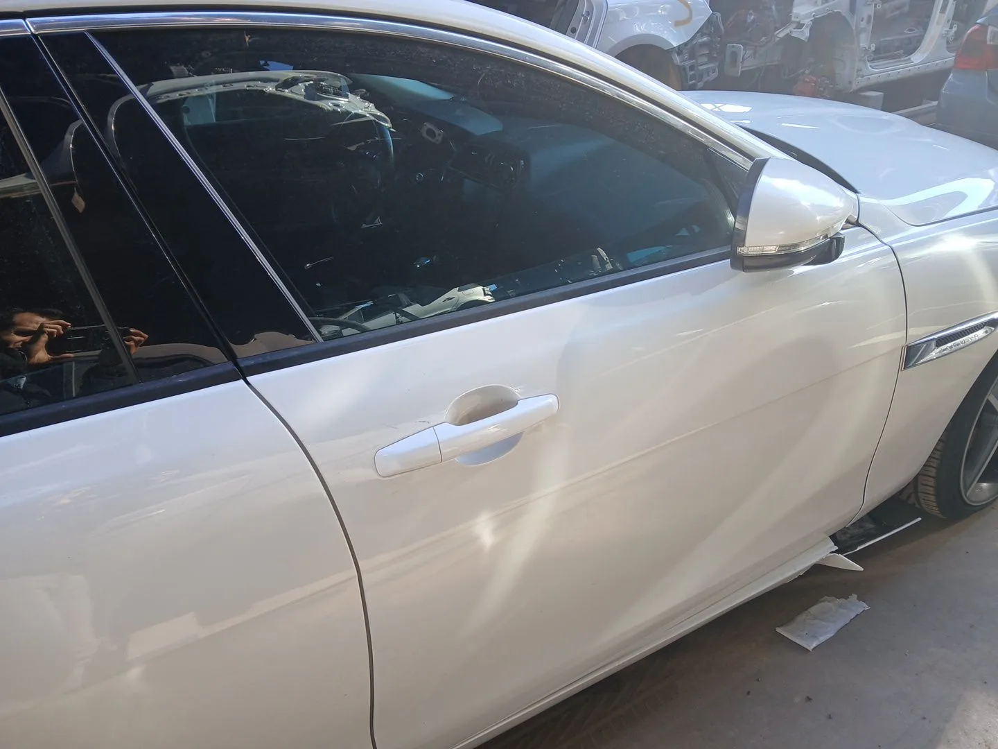 Puerta Delantera Derecha para Jaguar Xe (X760)