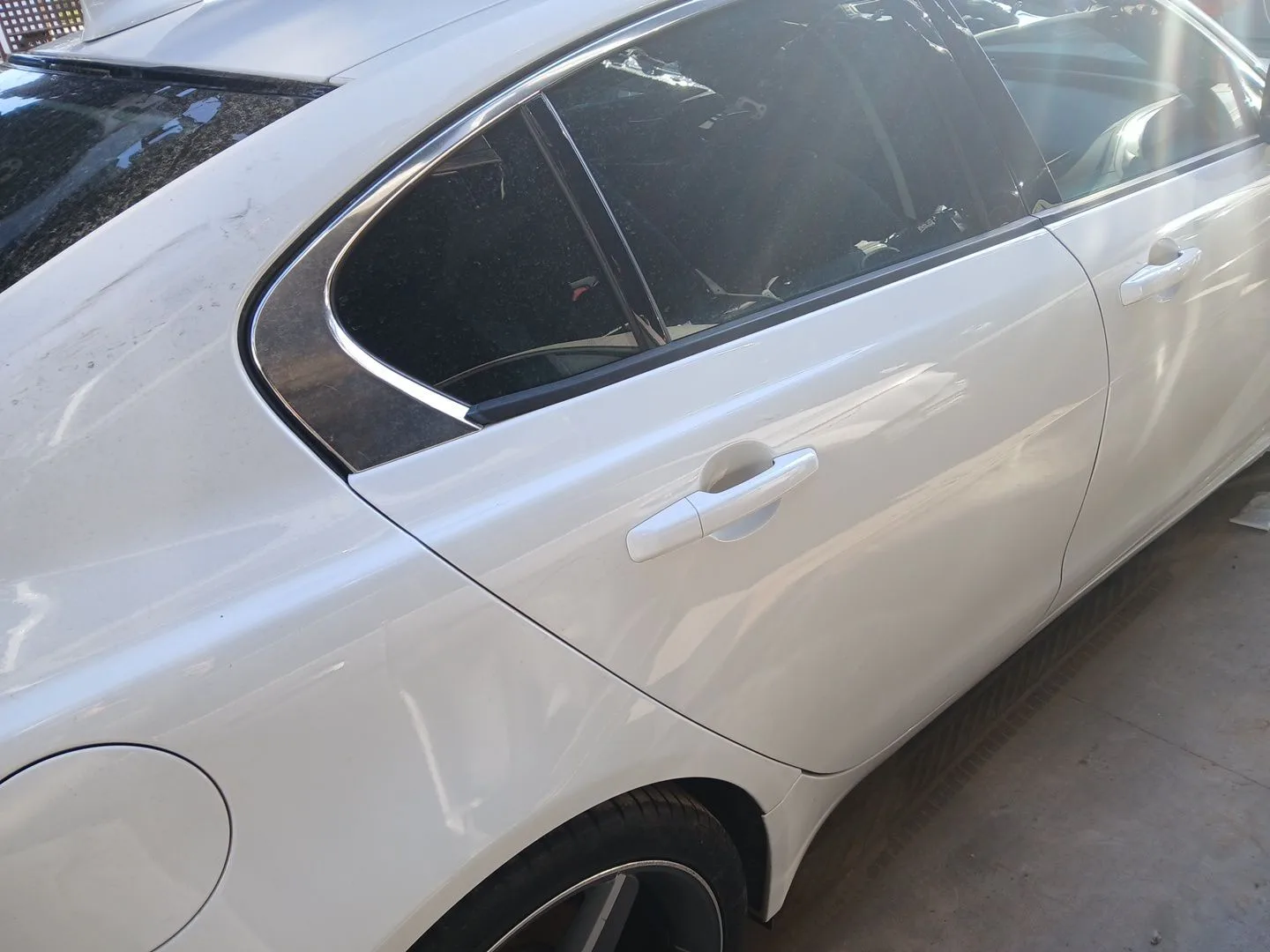 Puerta Trasera Derecha para Jaguar Xe (X760)