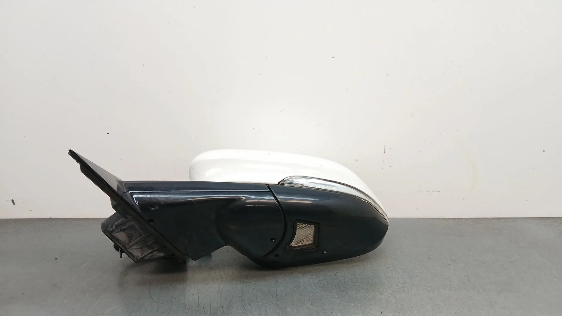 Retrovisor Izquierdo para Jaguar Xe (X760)
