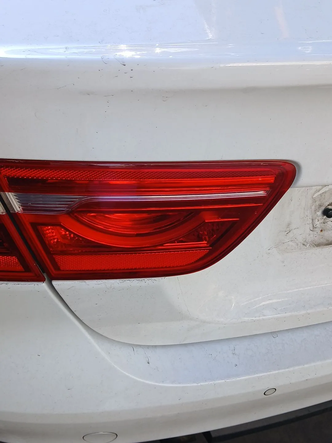 Piloto Trasero Izquierdo Interior para Jaguar Xe (X760)
