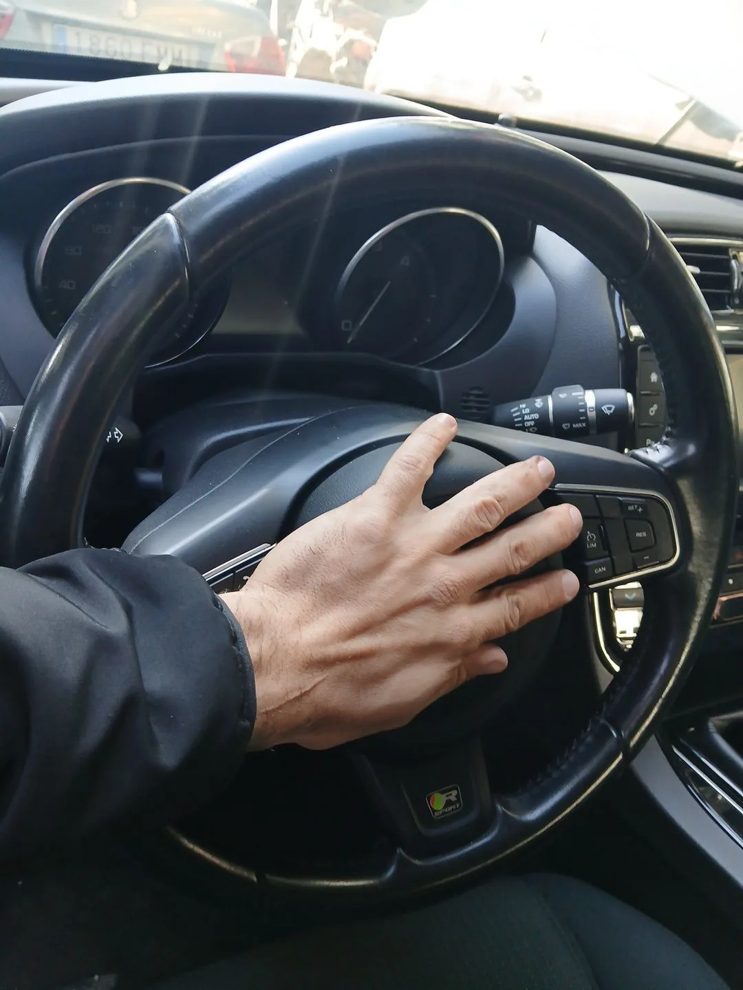 Volante para Jaguar Xe (X760)