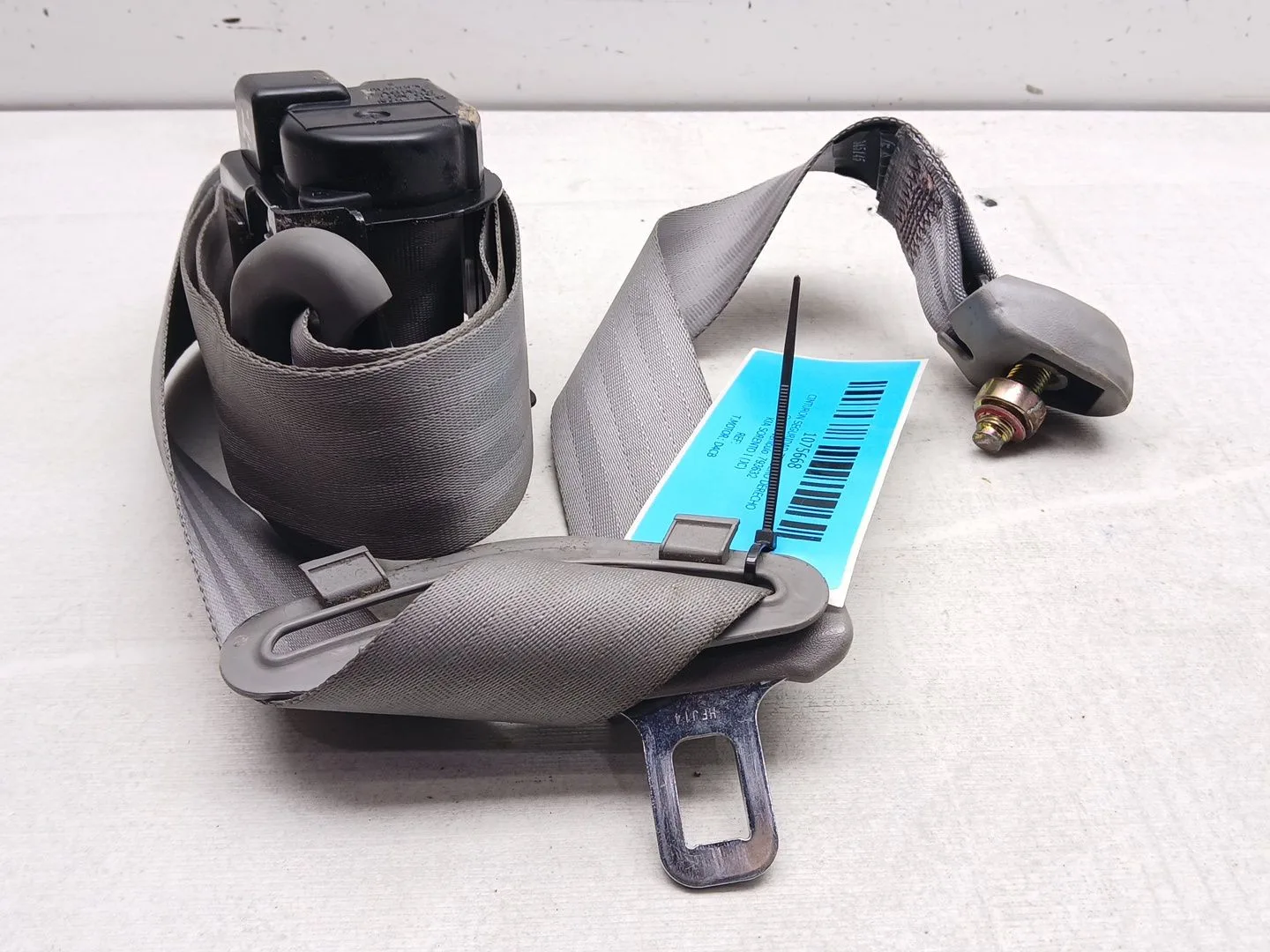 Cinturon Seguridad Trasero Derecho para Kia Sorento I (Jc)