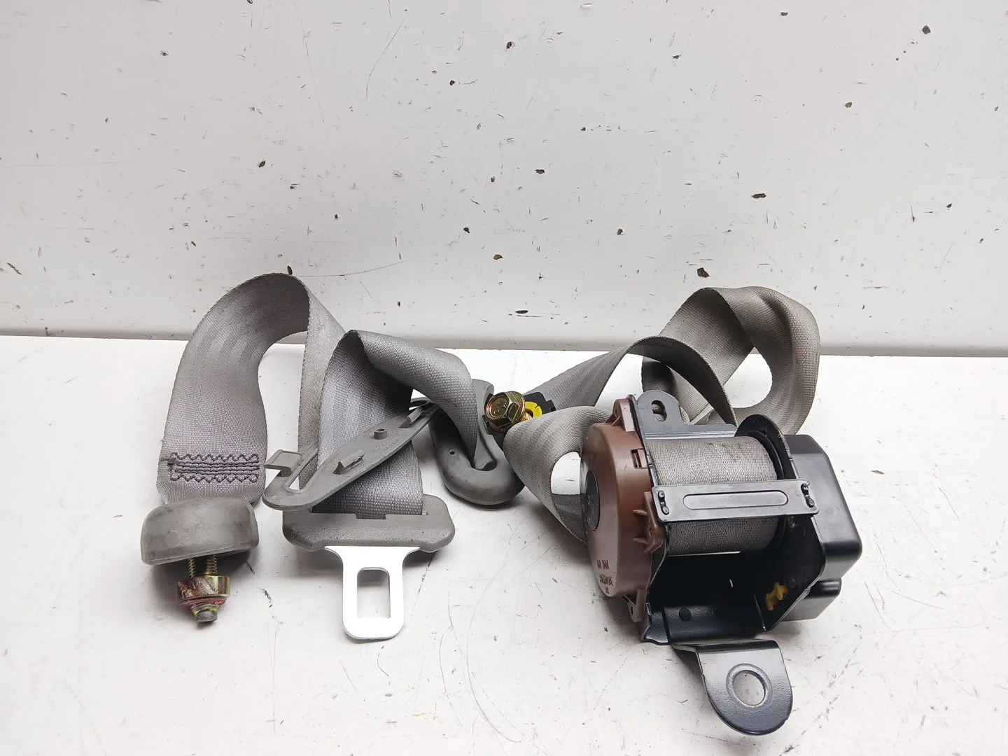 Cinturon Seguridad Trasero Derecho para Kia Sorento I (Jc)