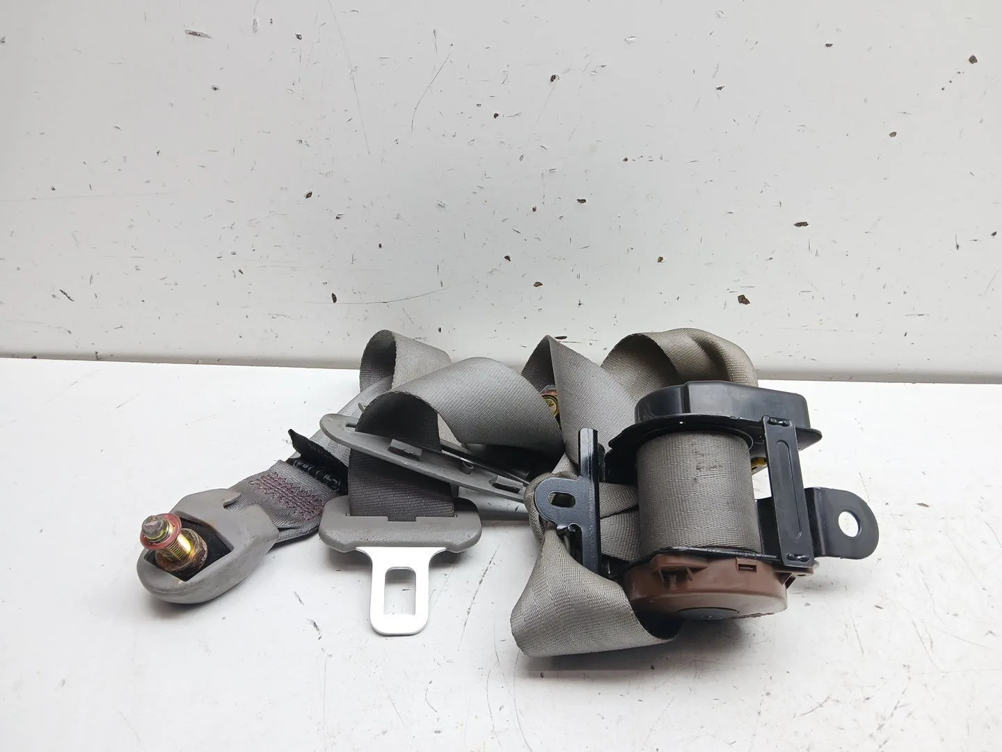 Cinturon Seguridad Trasero Derecho para Kia Sorento I (Jc)