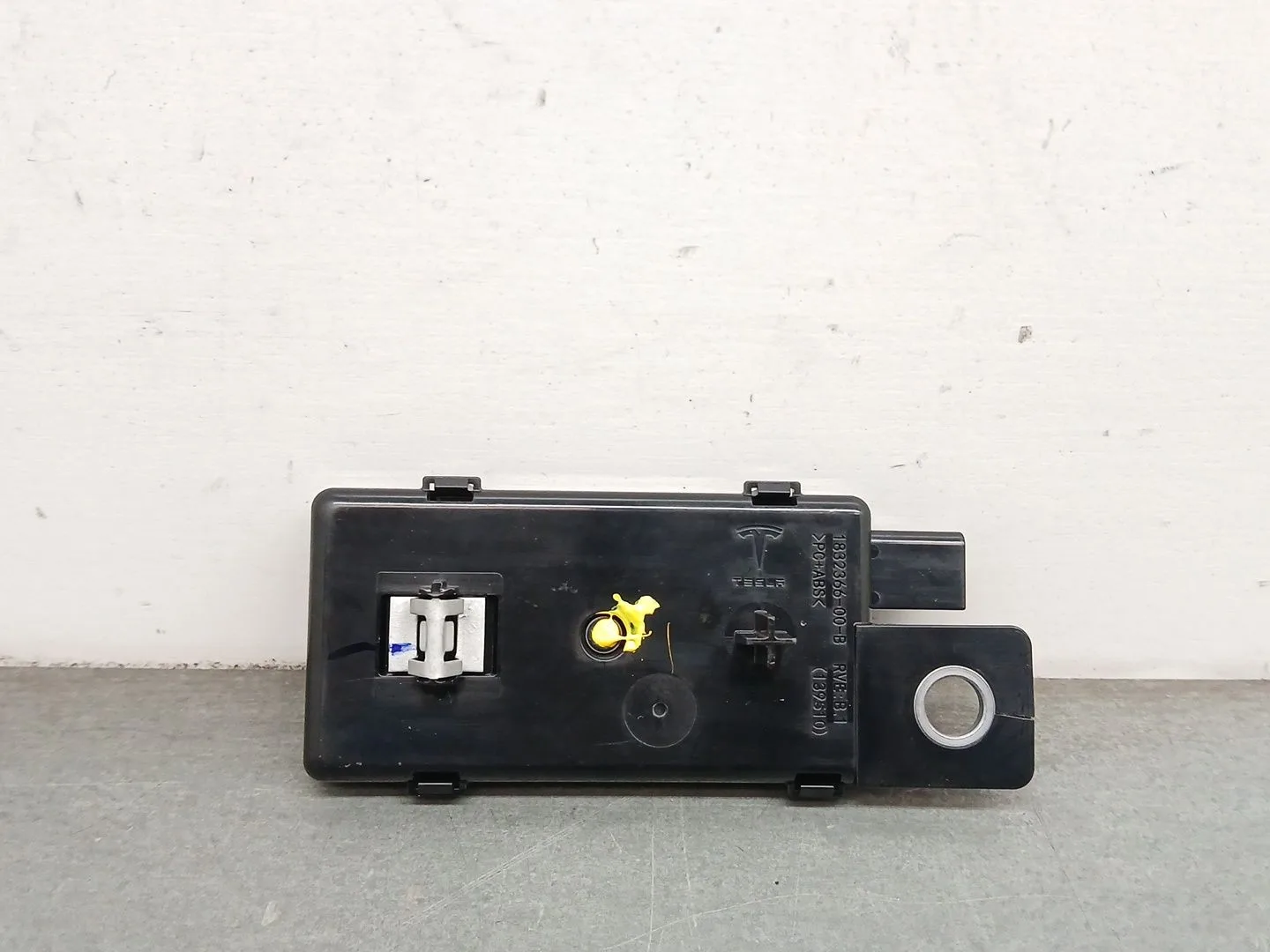 Modulo Electronico para Tesla Model 3 (5Yj3)