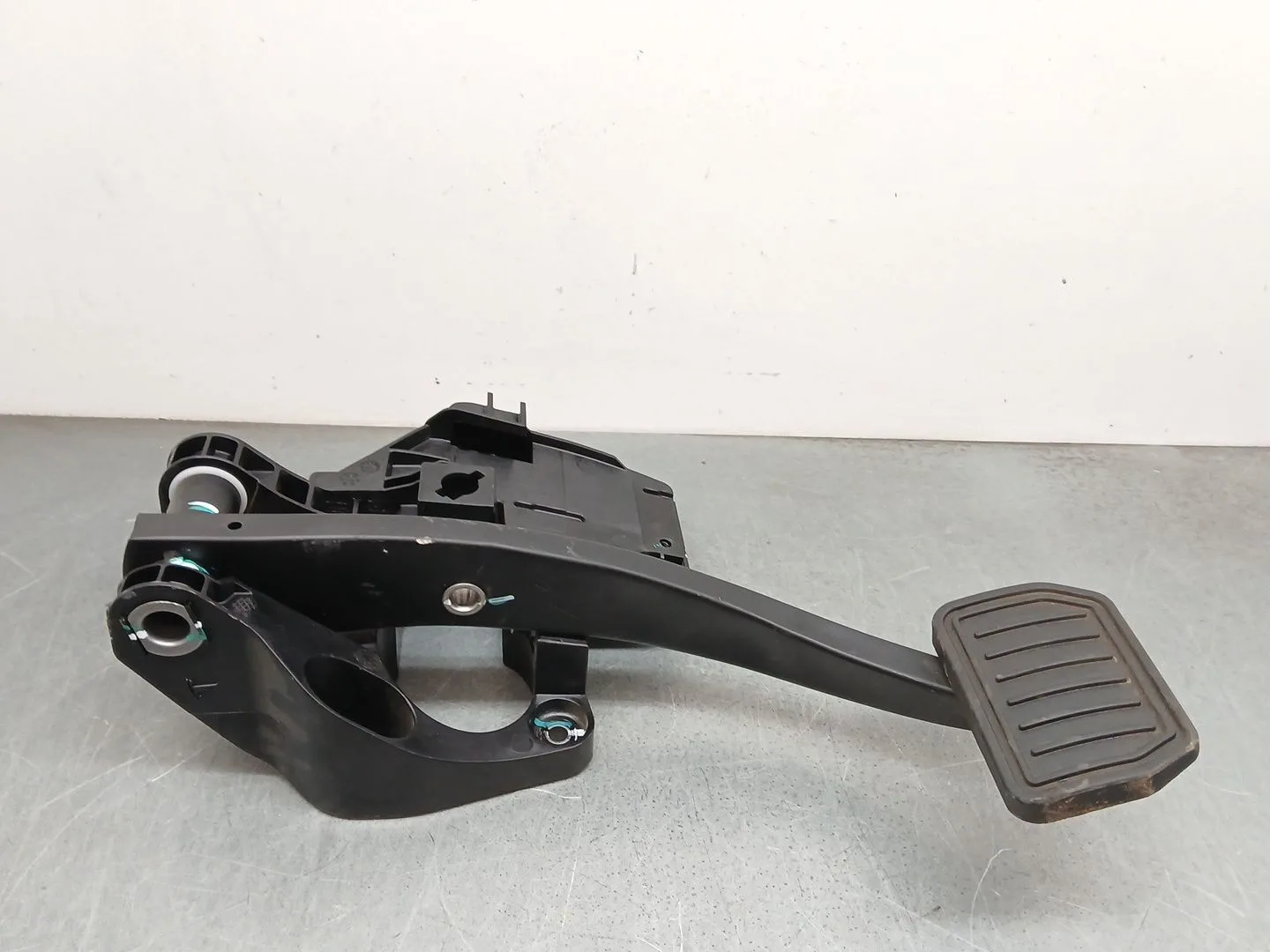 Pedal Freno para Tesla Model 3 (5Yj3)