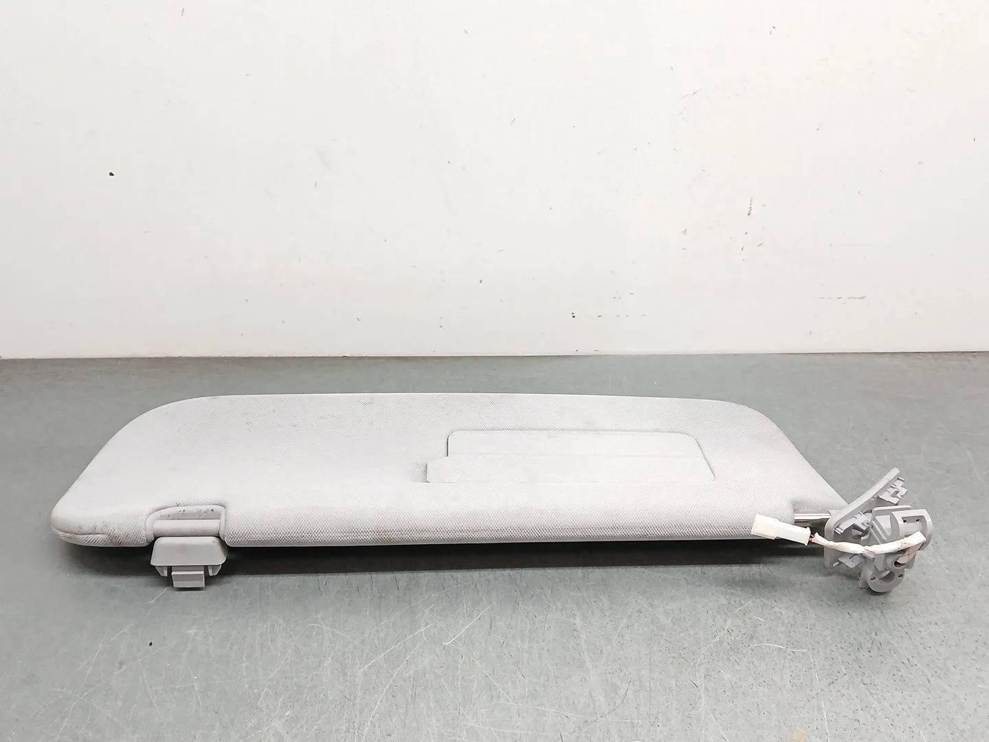 Parasol Izquierdo para Tesla Model 3 (5Yj3)