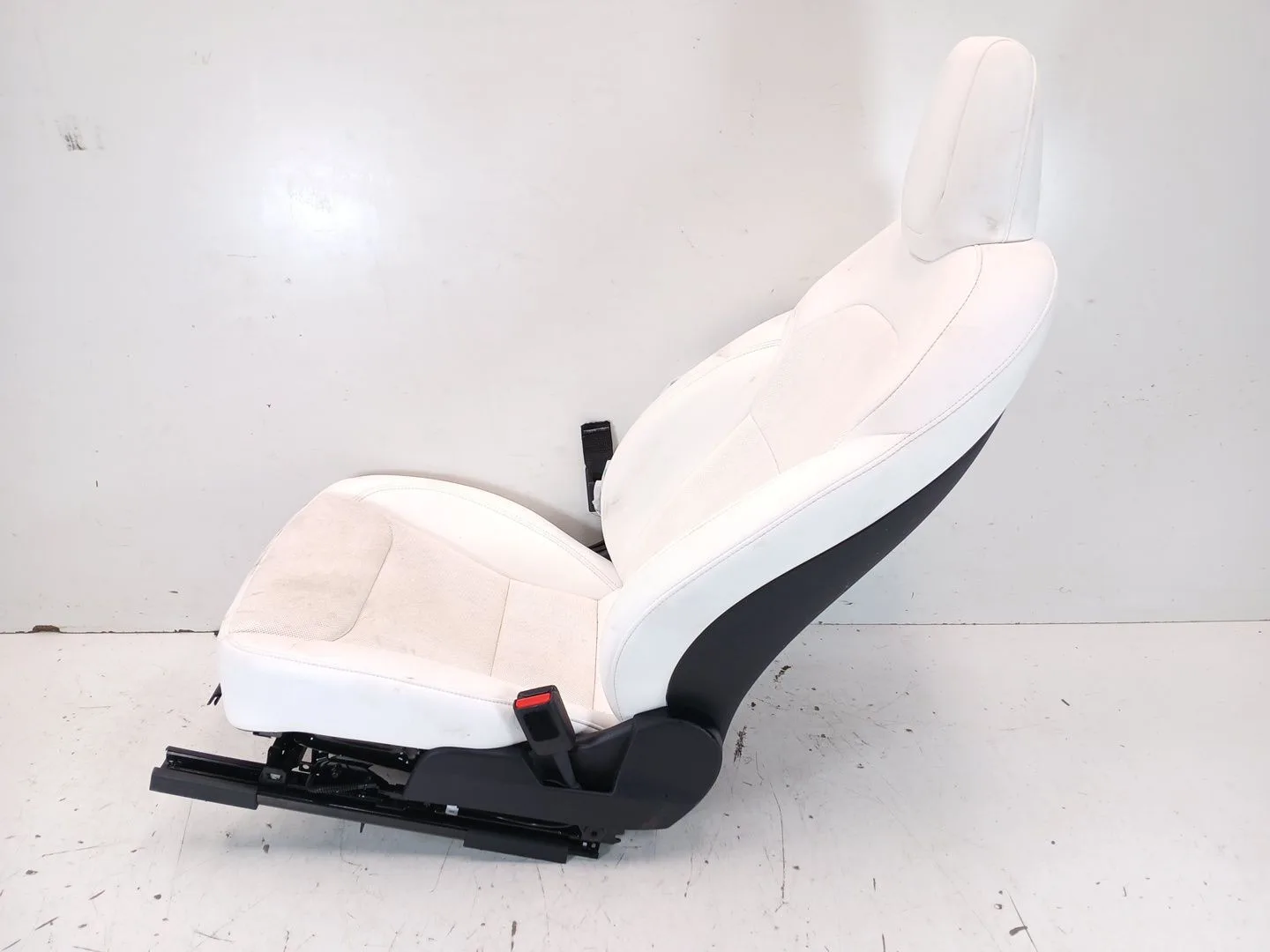 Asiento Delantero Derecho para Tesla Model 3 (5Yj3)