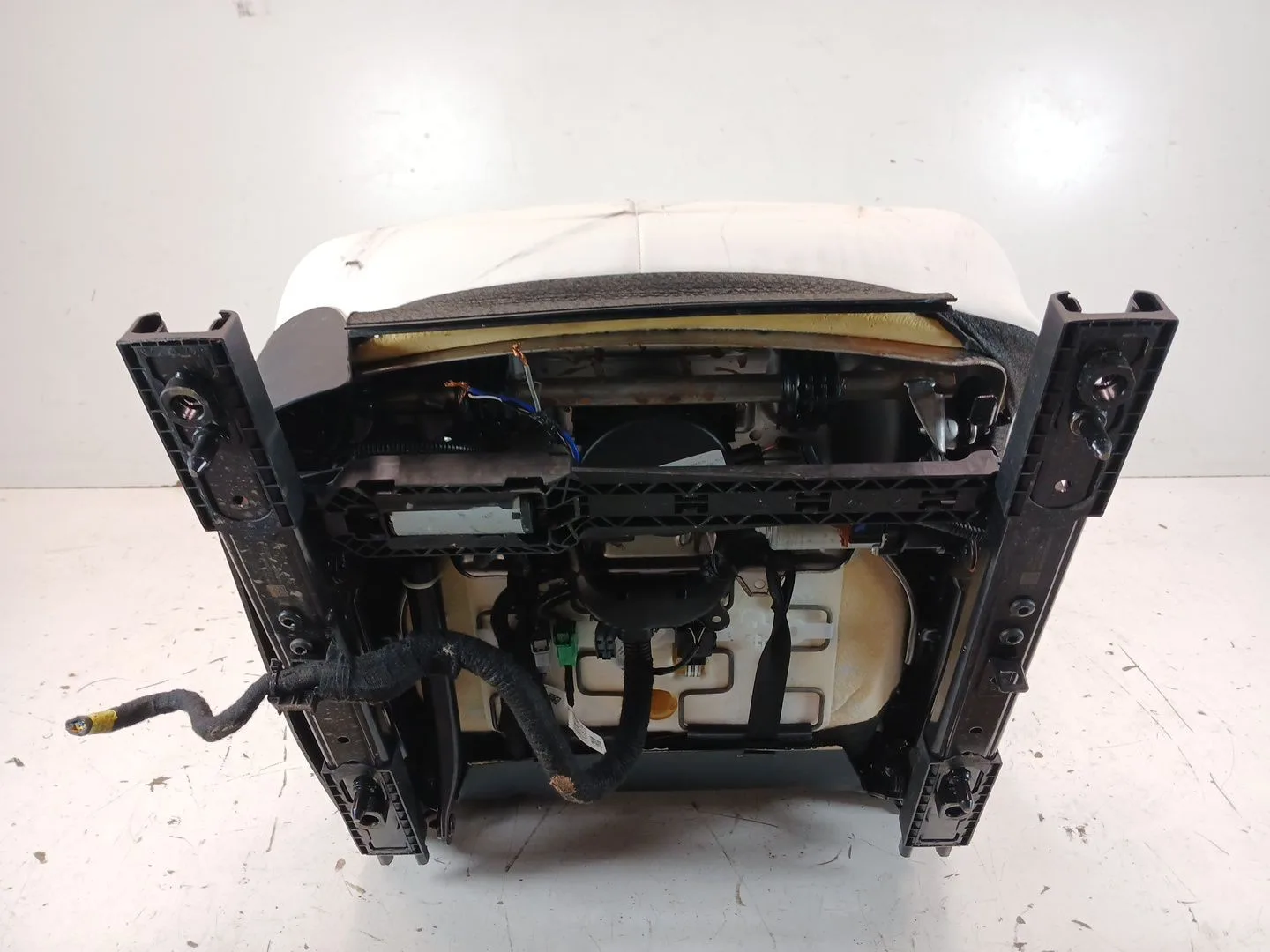 Asiento Delantero Derecho para Tesla Model 3 (5Yj3)