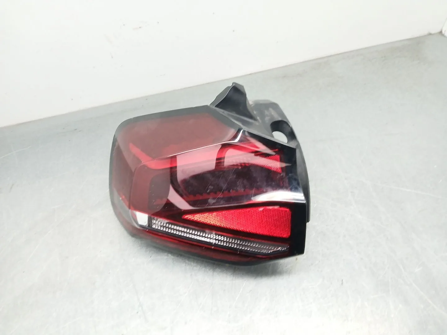 Piloto Trasero Izquierdo para Citroën C4 Iii (Ba_, Bb_, Bc_)