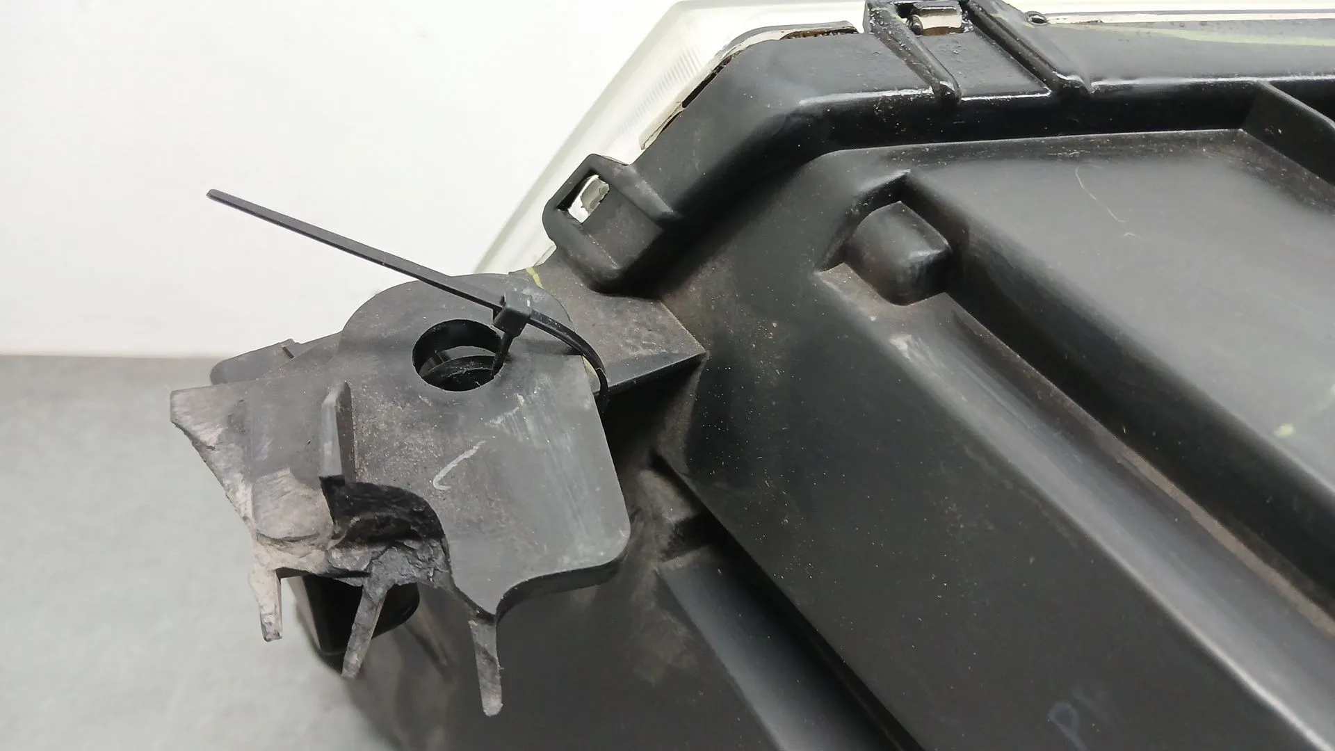Faro Derecho para Fiat Freemont (345_)