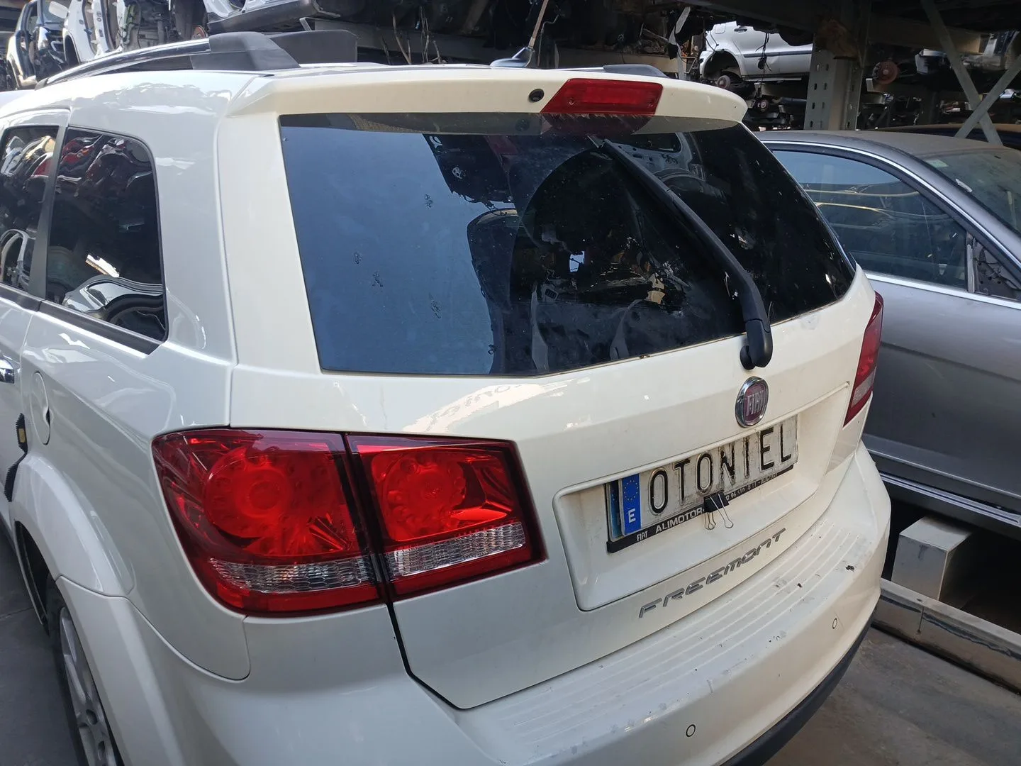 Porton Trasero para Fiat Freemont (345_)