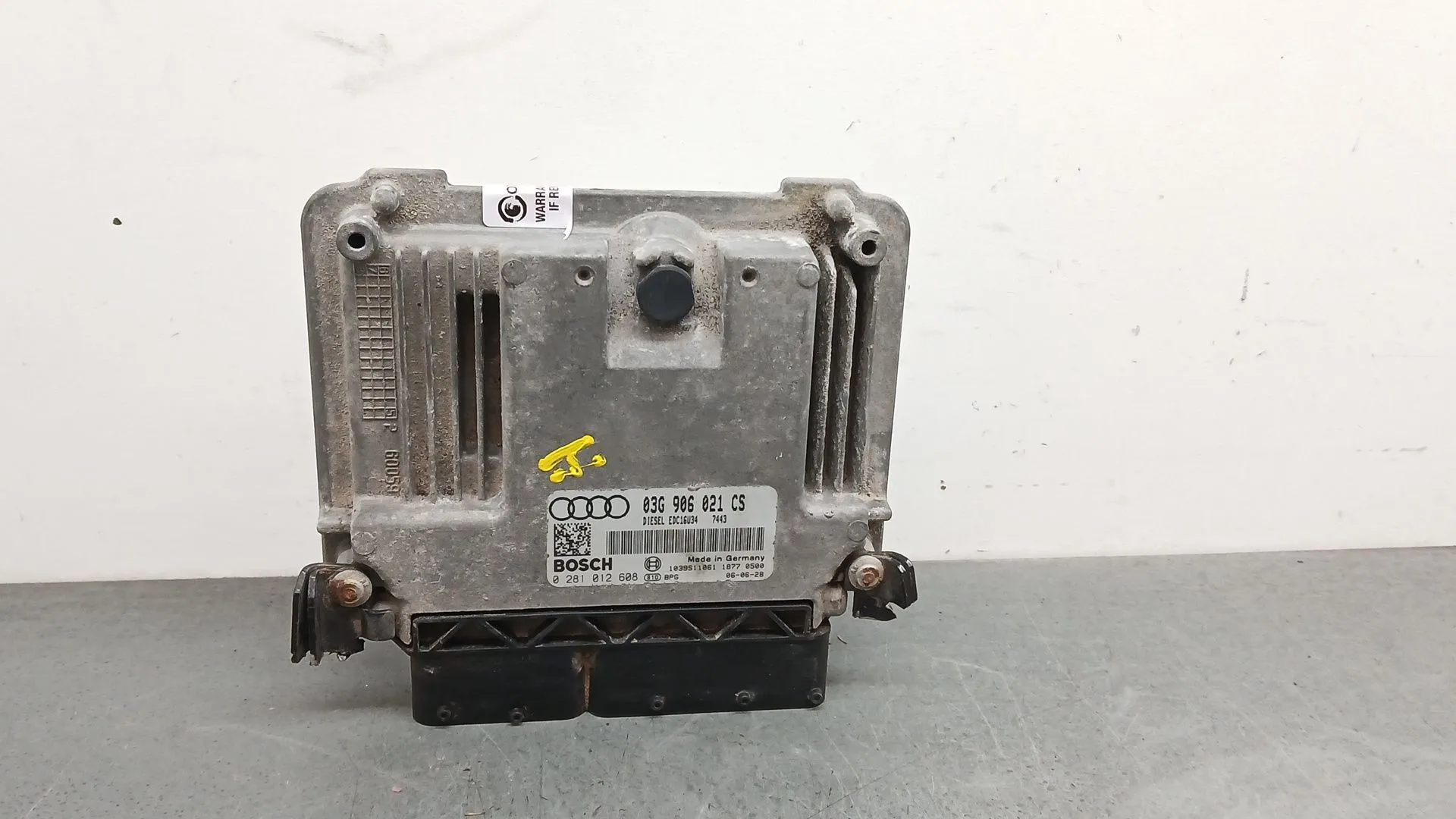 Centralita Motor Uce para Audi A3 (8P1)