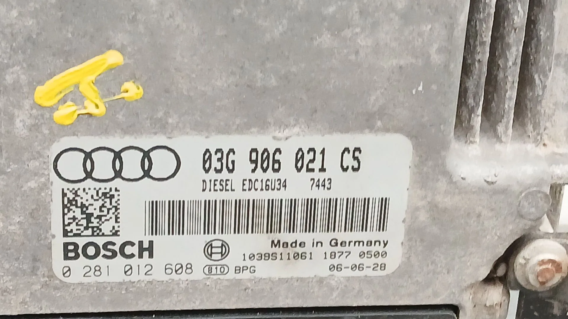 Centralita Motor Uce para Audi A3 (8P1)