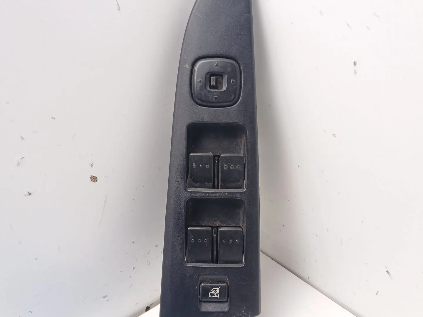 Mando Elevalunas Delantero Izquierdo para Mazda 3 (Bk)