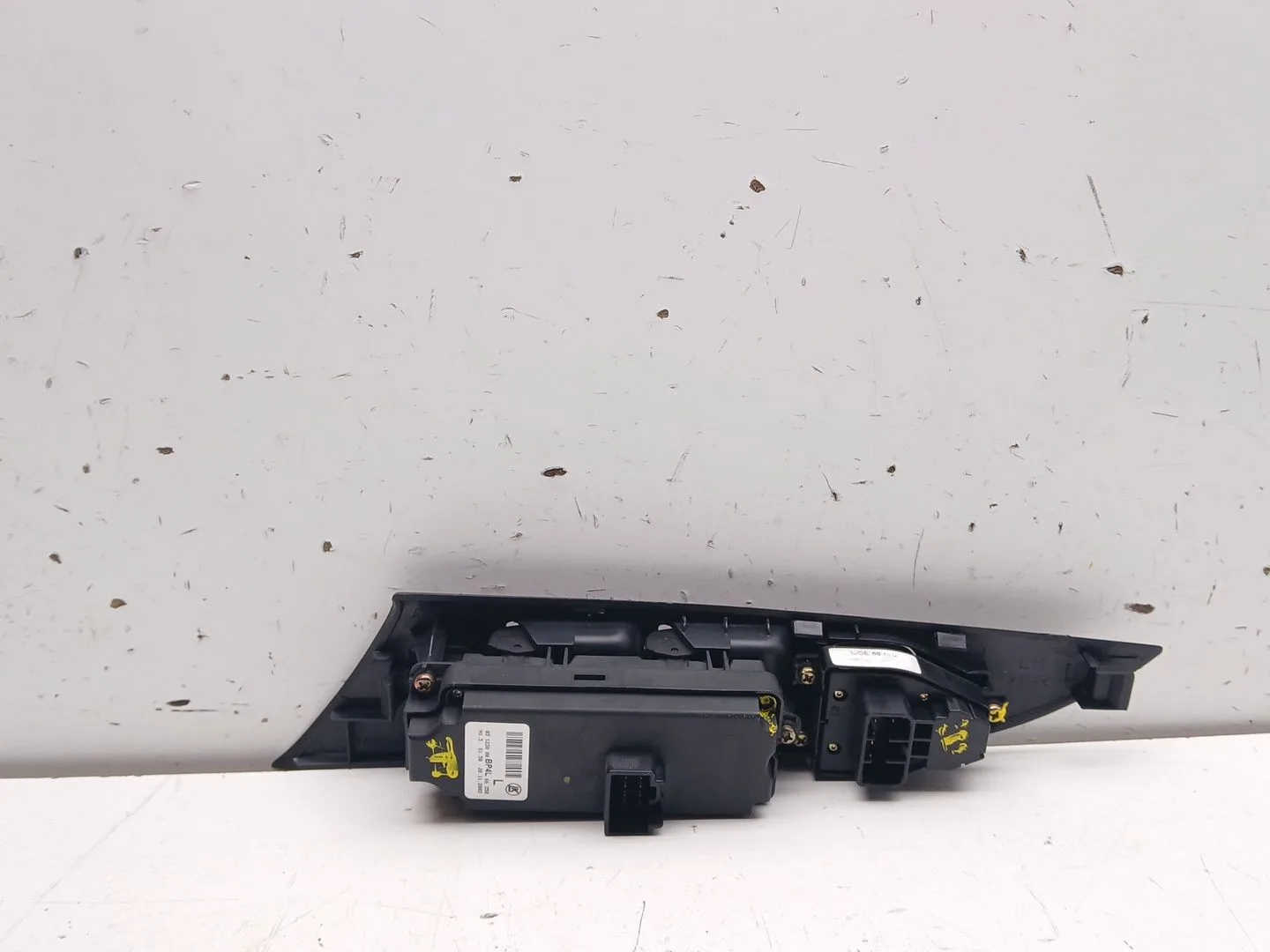 Mando Elevalunas Delantero Izquierdo para Mazda 3 (Bk)