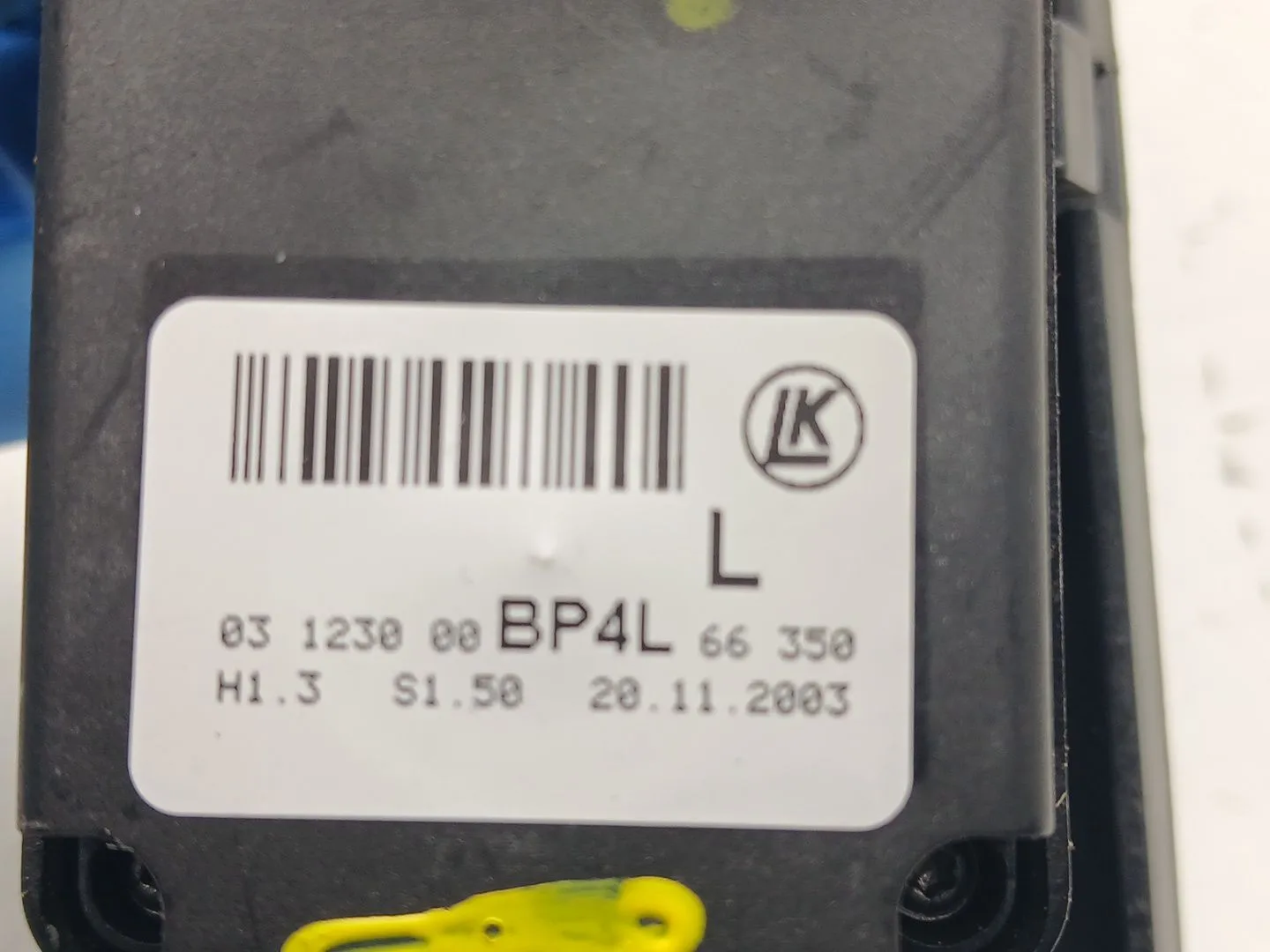 Mando Elevalunas Delantero Izquierdo para Mazda 3 (Bk)