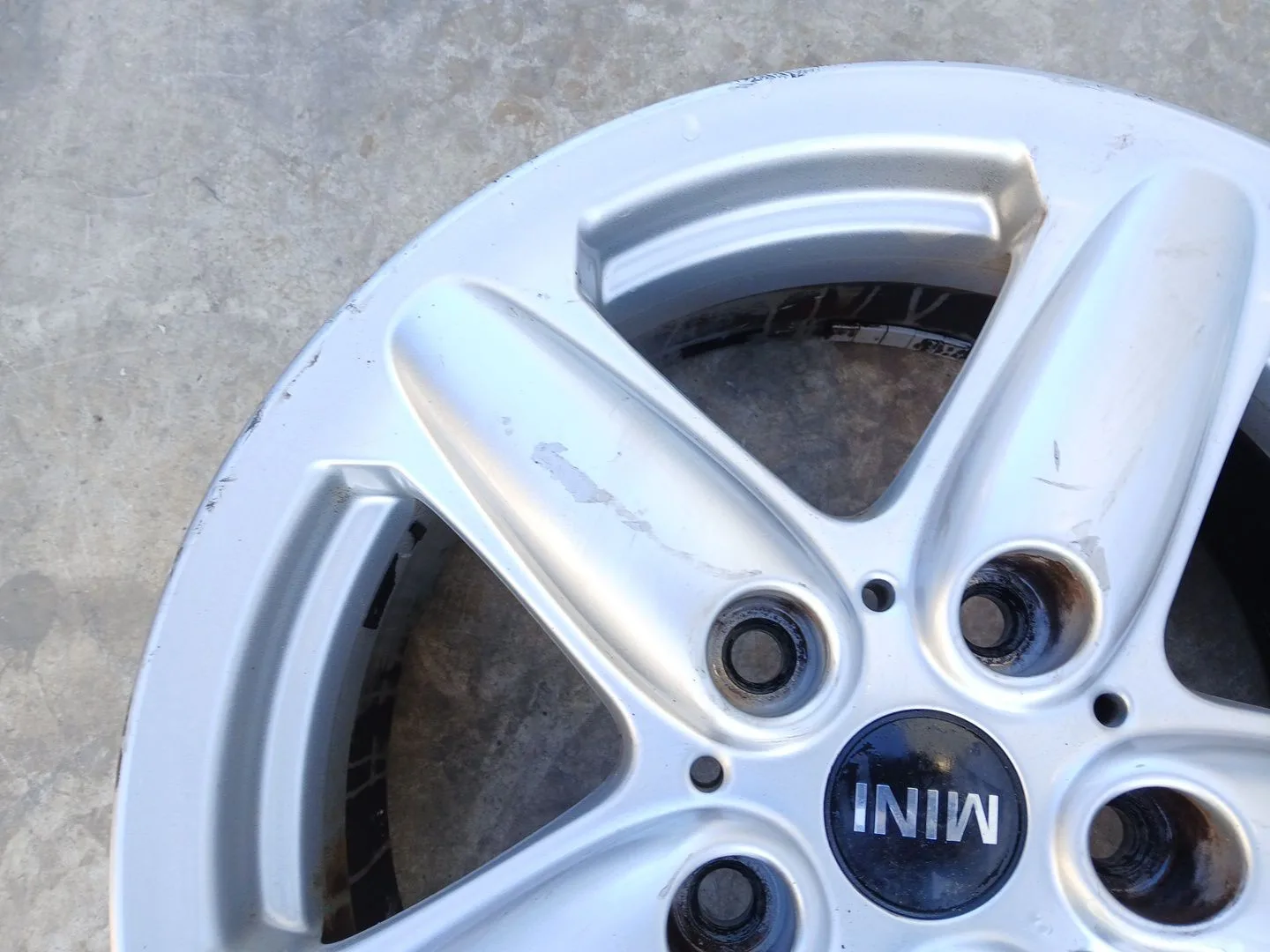 Llanta Delantera Izquierda para Mini Mini Countryman (R60)