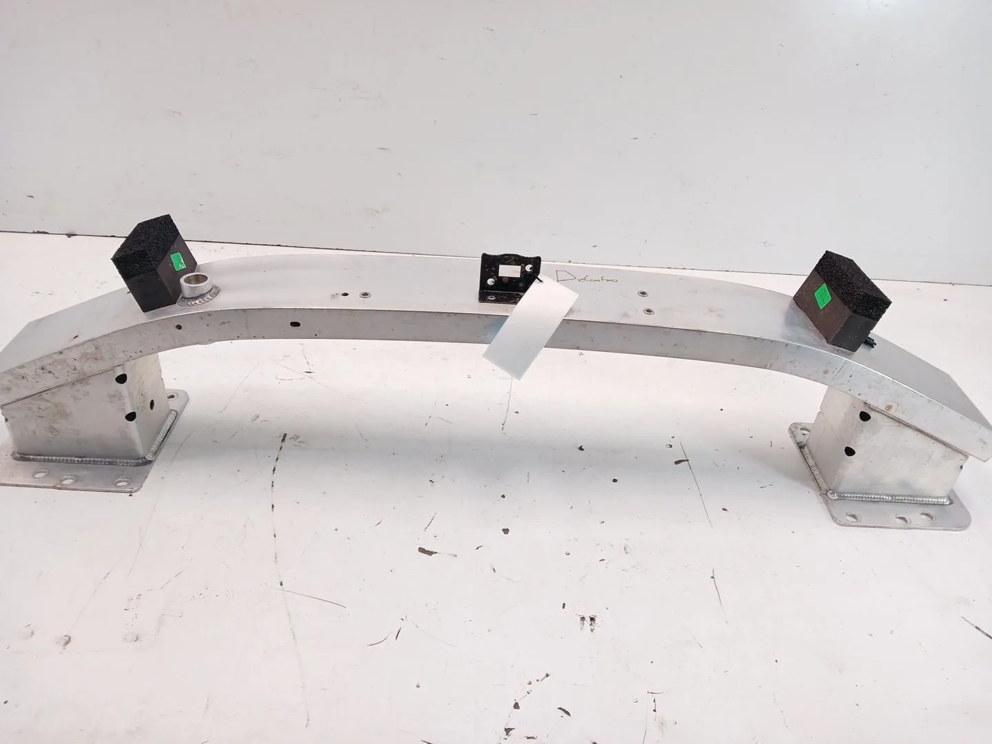 Refuerzo Paragolpes Delantero para Omoda 5