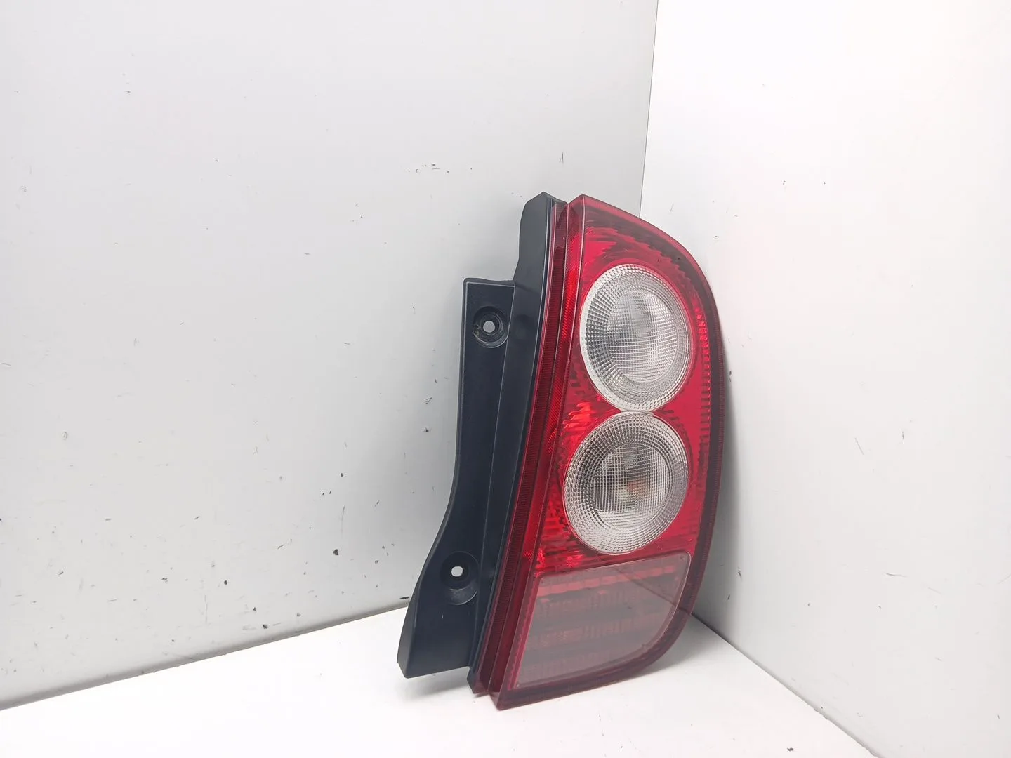 Piloto Trasero Derecho para Nissan Micra Iii (K12)