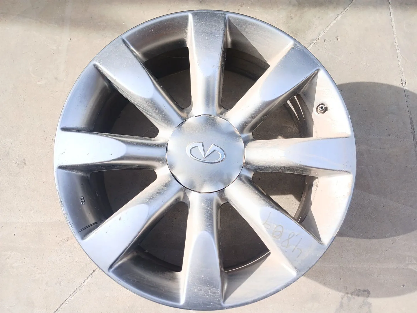 Llanta para Infiniti Fx