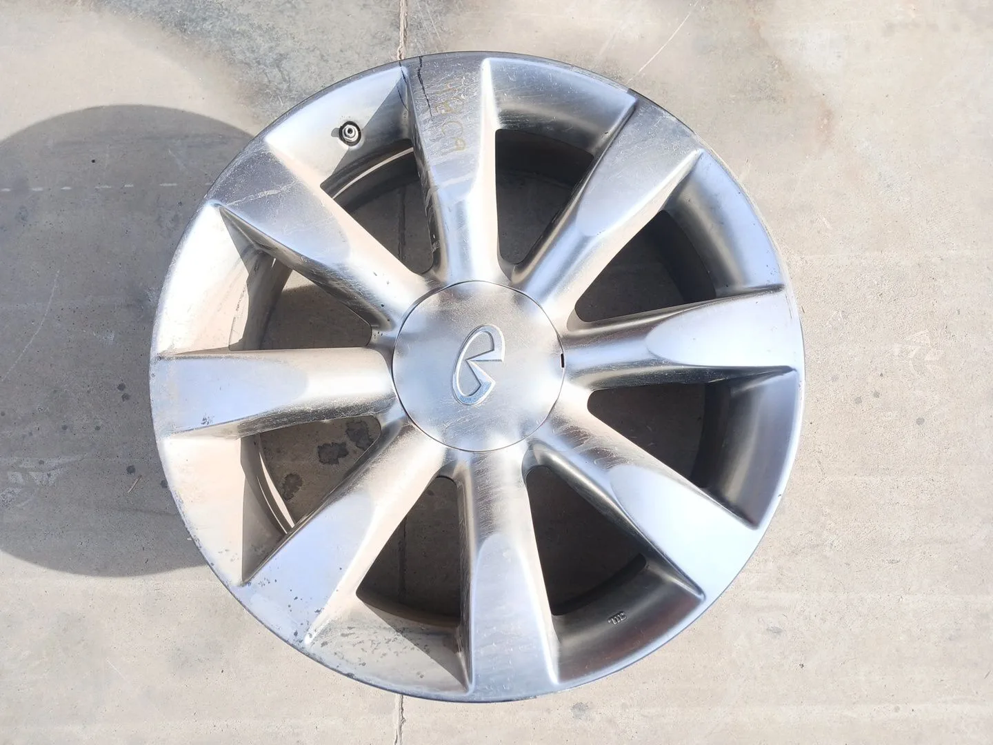 Llanta para Infiniti Fx