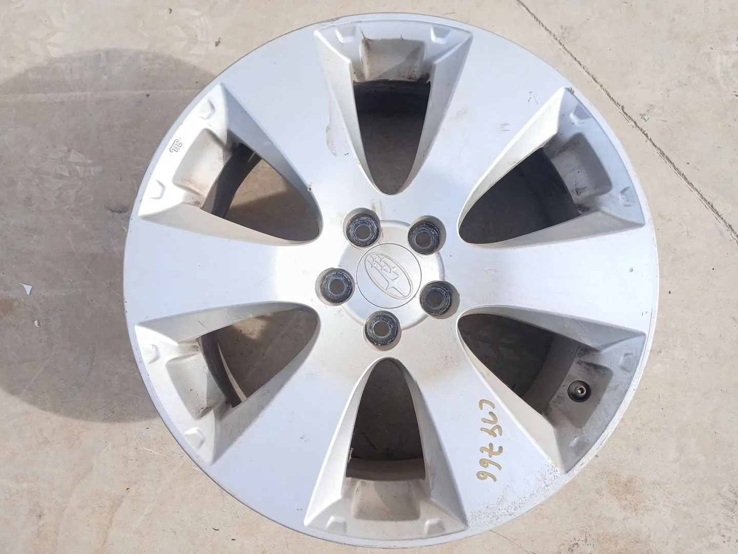 Llanta para Subaru Legacy Kombi/Outback B14