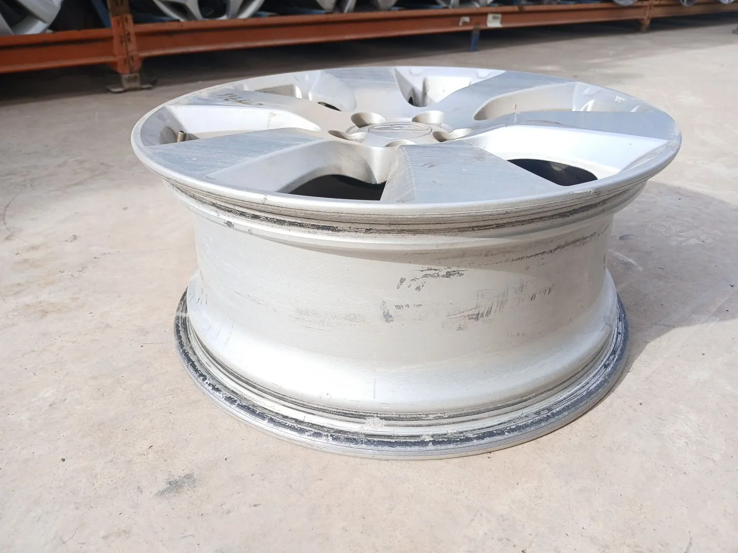 Llanta para Subaru Legacy Kombi/Outback B14