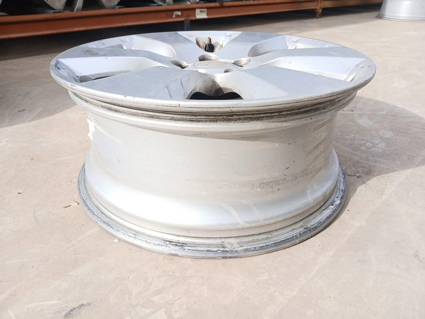 Llanta para Subaru Legacy Kombi/Outback B14