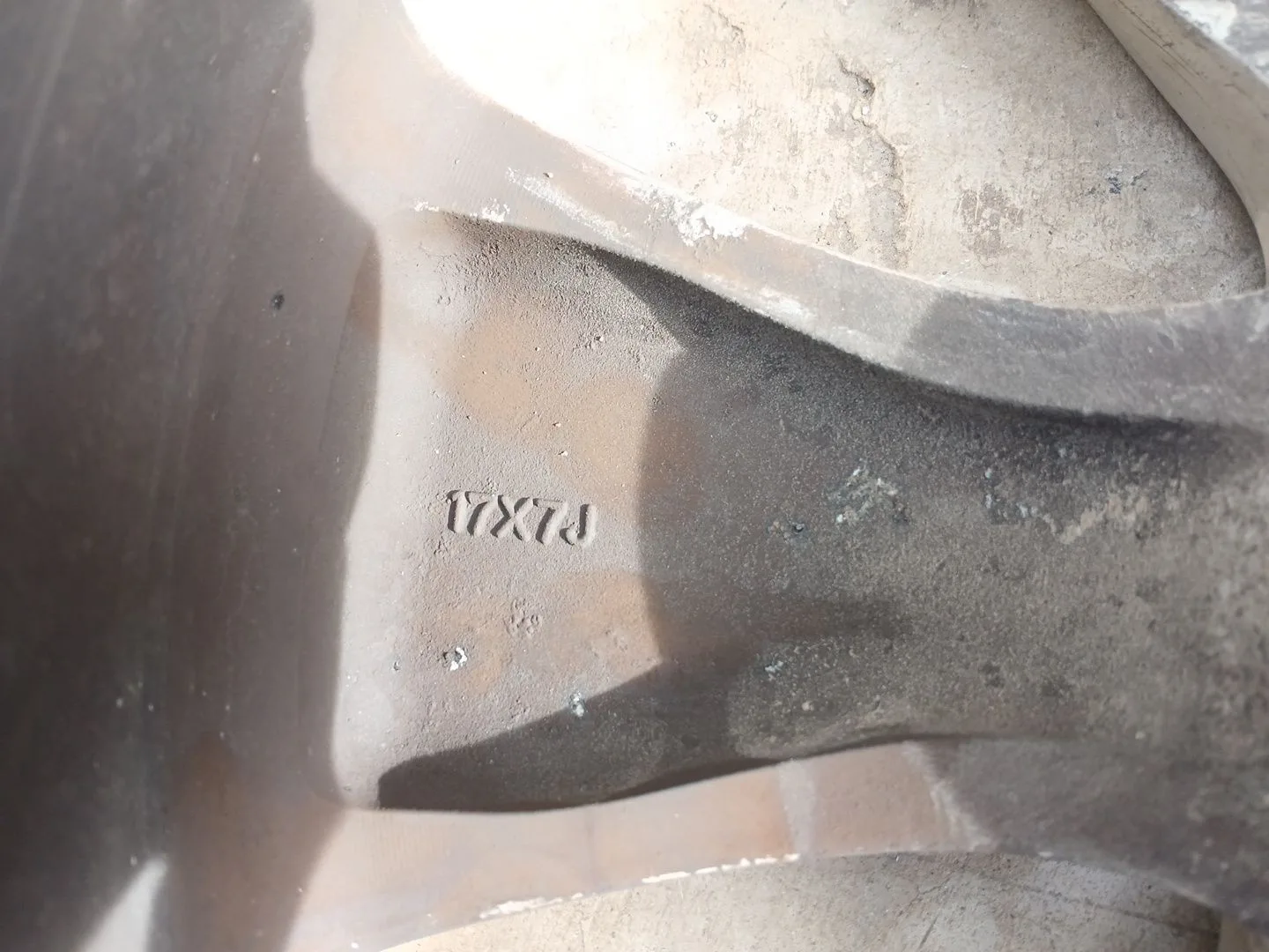 Llanta para Subaru Legacy Kombi/Outback B14