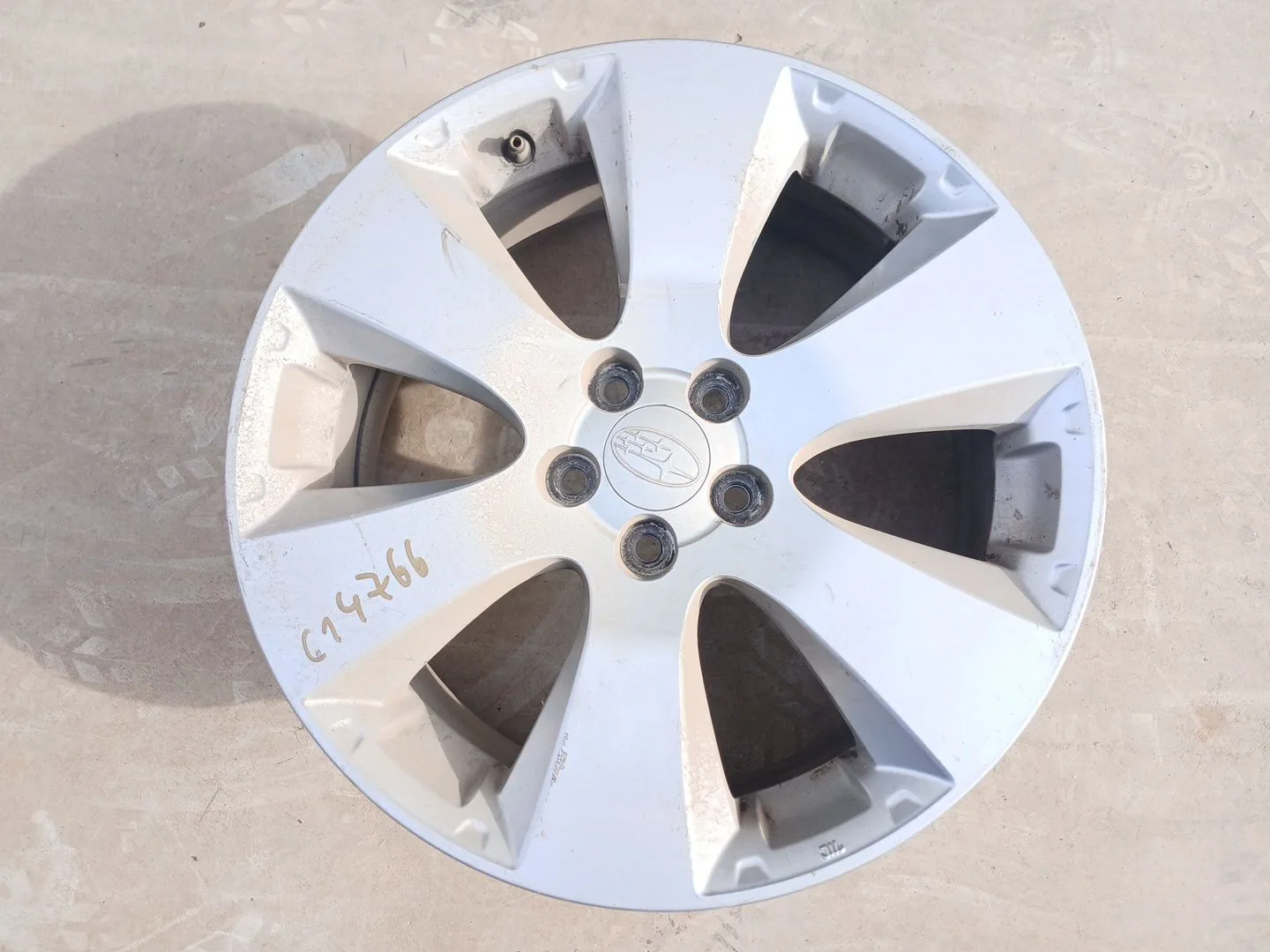 Llanta para Subaru Legacy Kombi/Outback B14