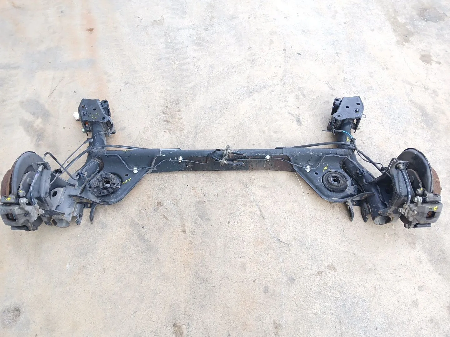 Puente Trasero para Nissan Juke (F15)