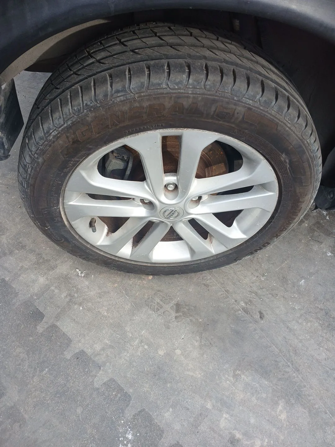Llanta Trasera Derecha para Nissan Juke (F15)