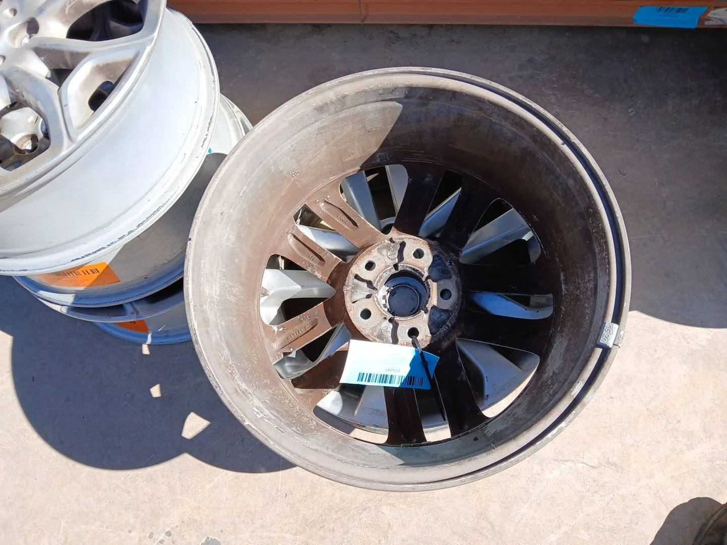 Llanta Trasera Izquierda para Nissan Juke (F15)