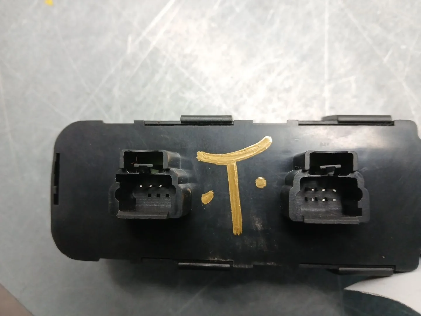 Mando Elevalunas Delantero Izquierdo para Peugeot 307 Break (3E)