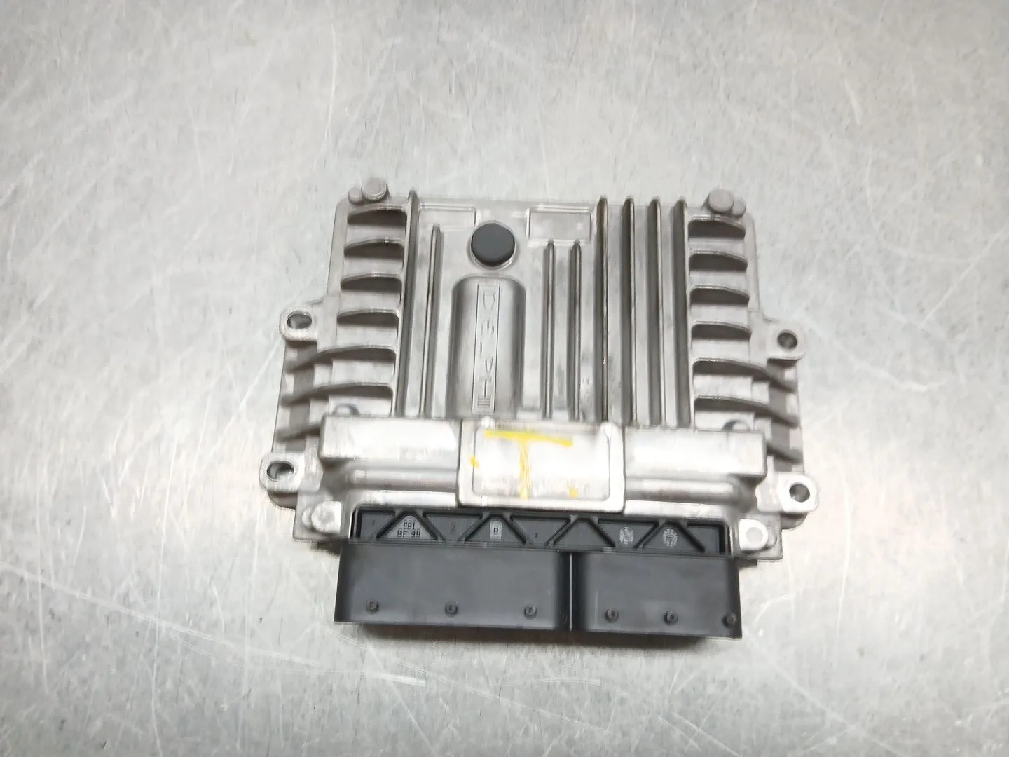 Centralita Motor Uce para Ssangyong Rodius I