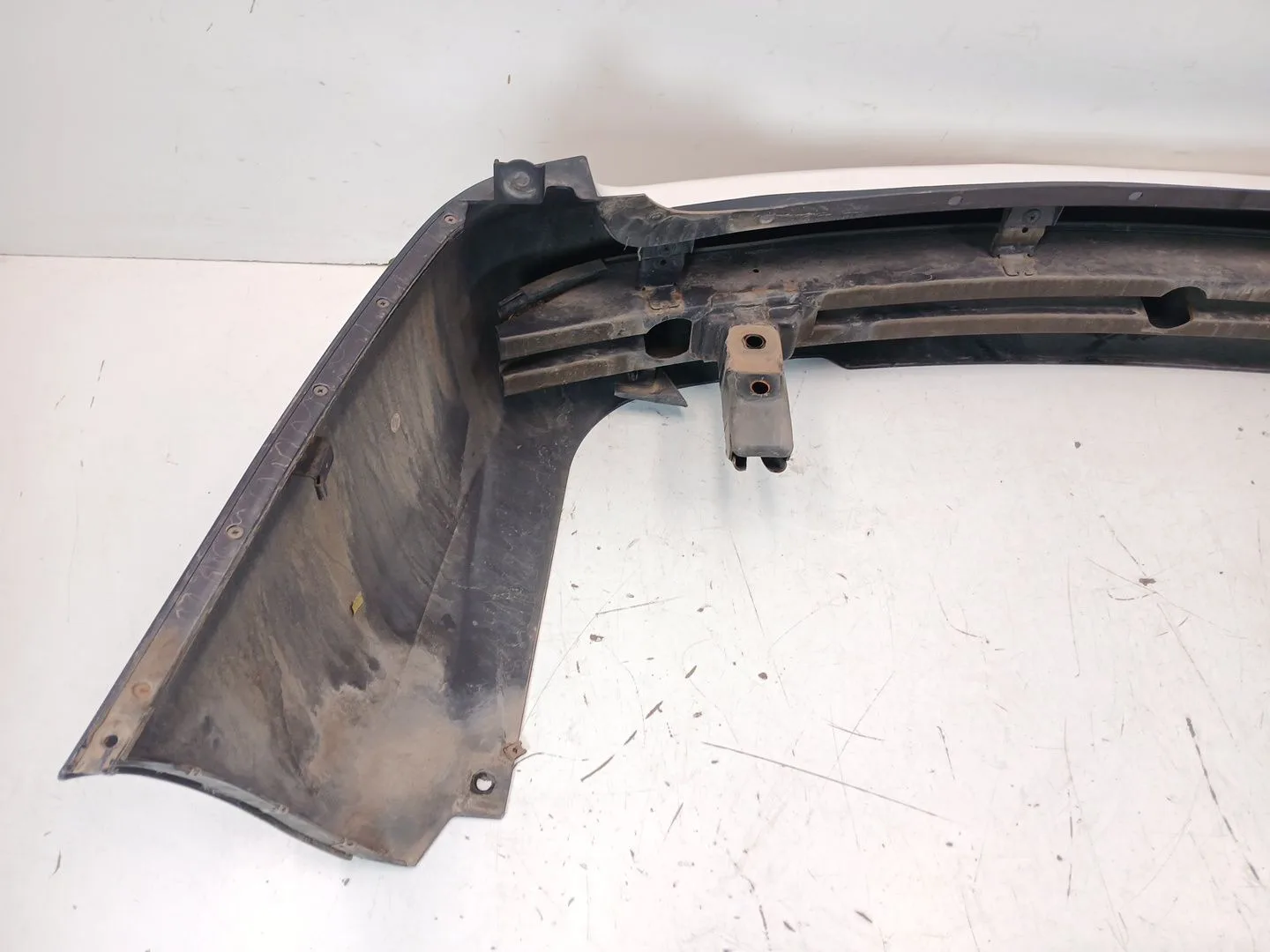 Paragolpes Trasero para Ssangyong Rodius I