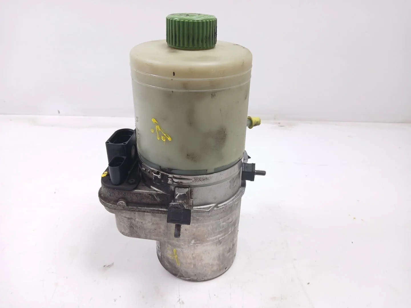 Bomba Direccion para Seat Ibiza Iii (6L1)